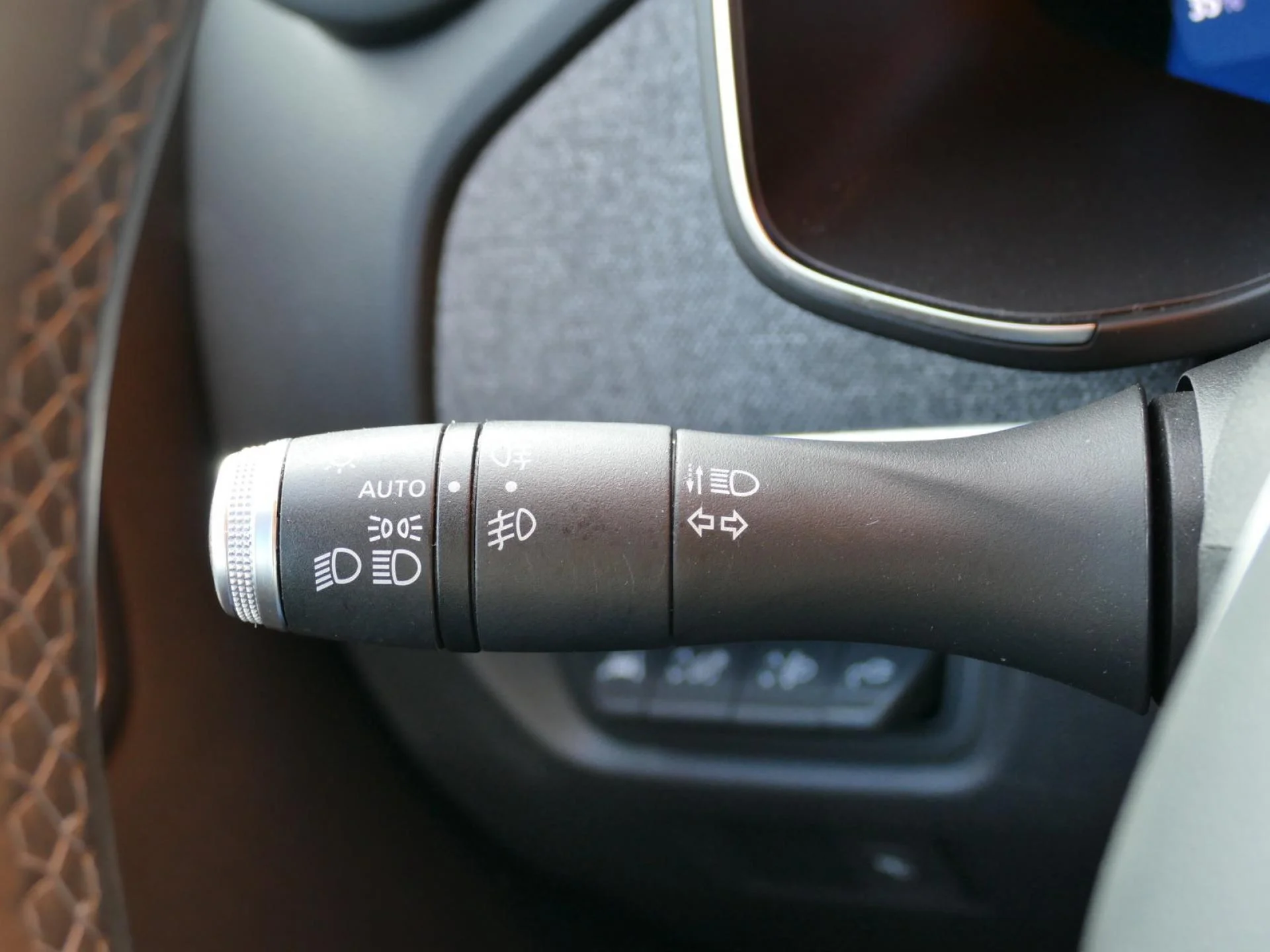 RENAULT ZOE - Miniature 25 sur 33 - Cliquer pour voir cette photo