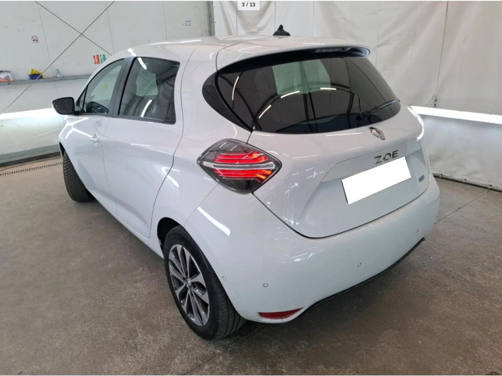 RENAULT ZOE - Miniature 4 sur 29 - Cliquer pour voir cette photo