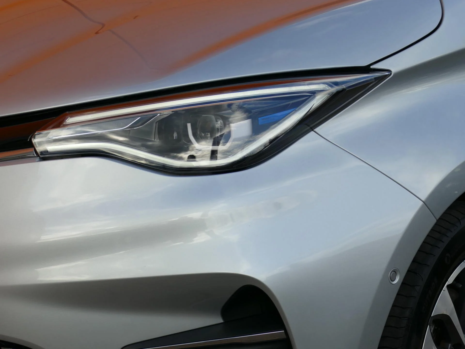 RENAULT ZOE - Miniature 30 sur 33 - Cliquer pour voir cette photo