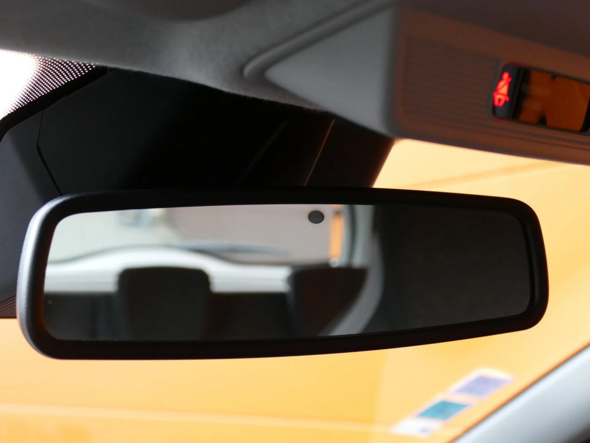 RENAULT ZOE - Miniature 20 sur 31 - Cliquer pour voir cette photo