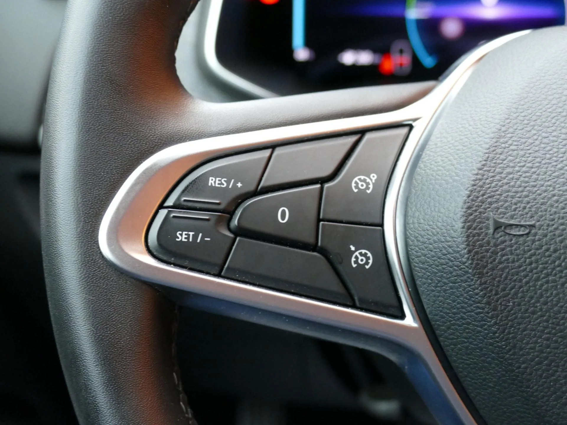 RENAULT ZOE - Miniature 15 sur 31 - Cliquer pour voir cette photo