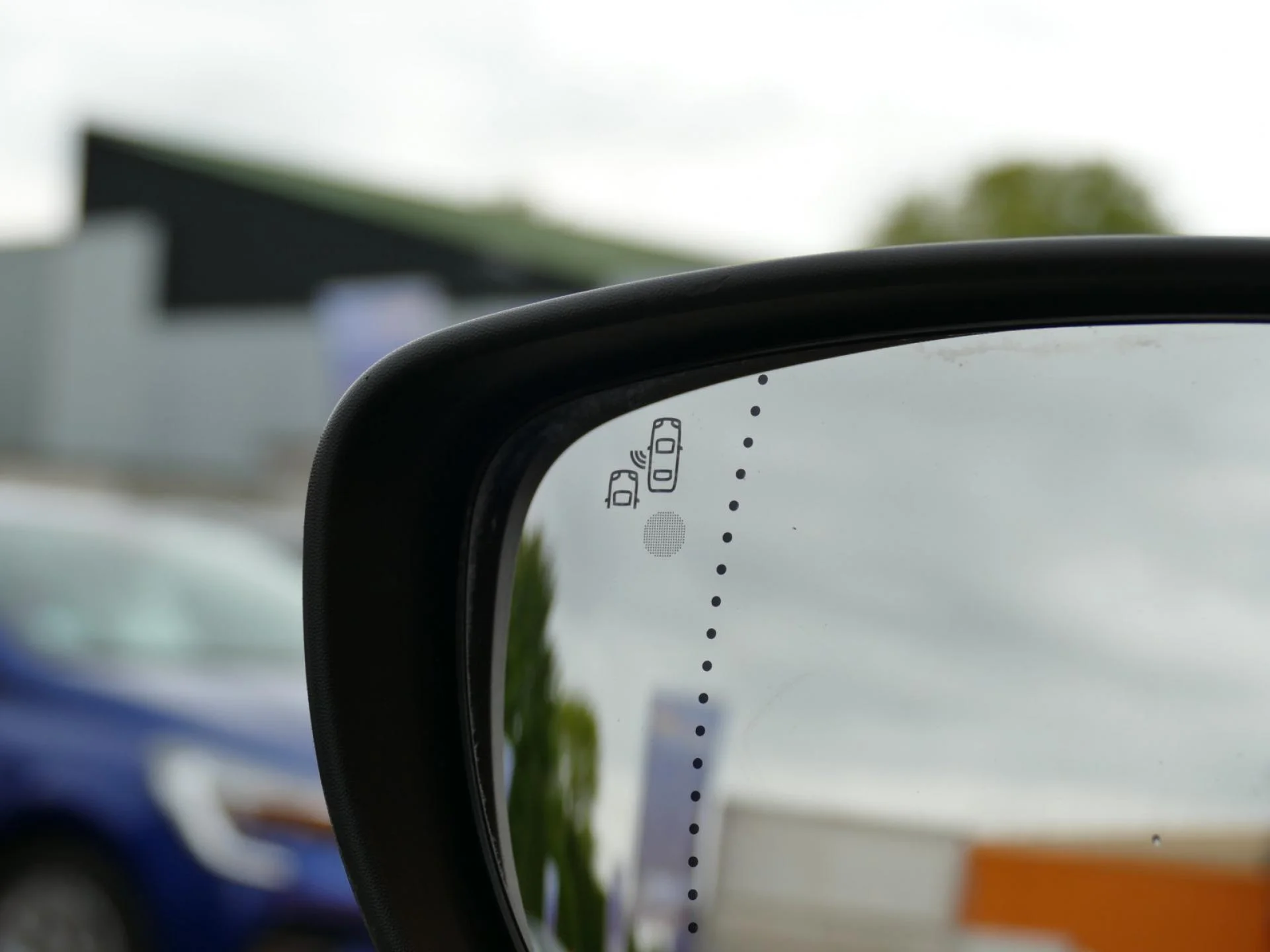 RENAULT ZOE - Miniature 28 sur 33 - Cliquer pour voir cette photo