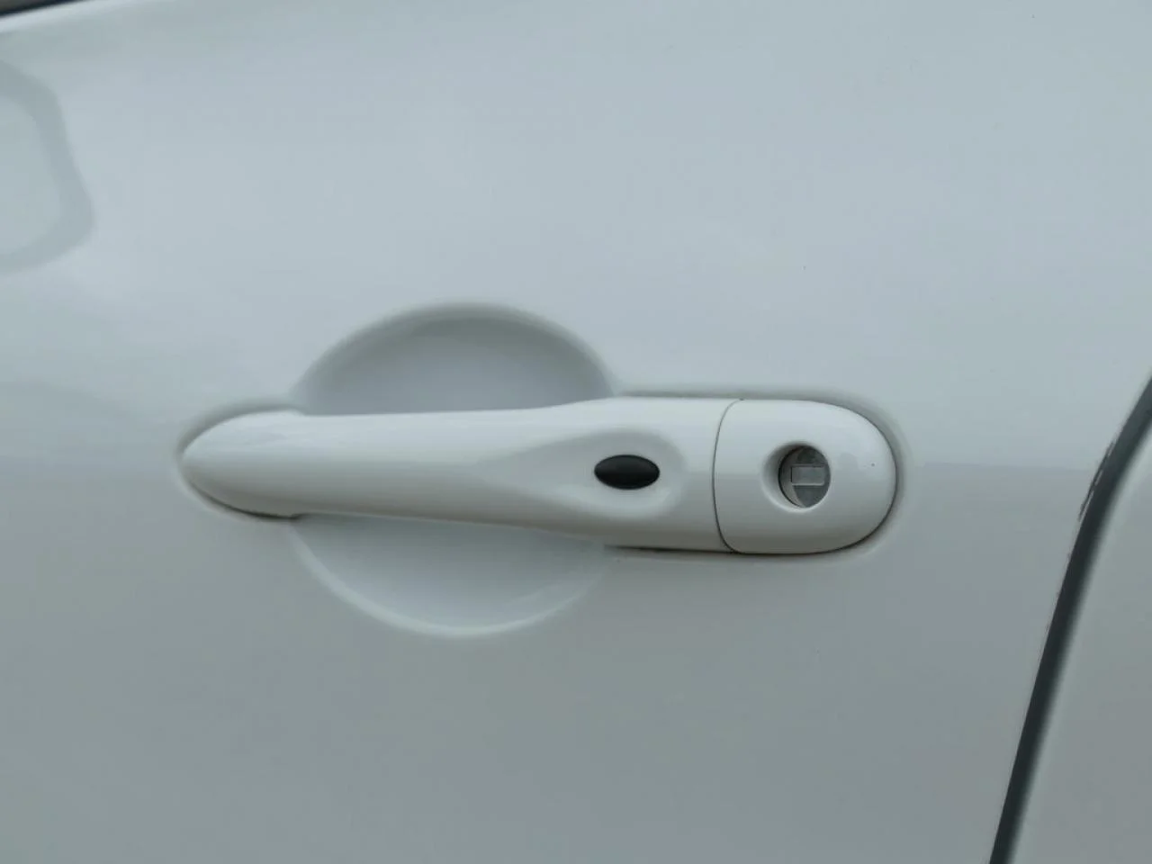 RENAULT ZOE - Miniature 20 sur 22 - Cliquer pour voir cette photo