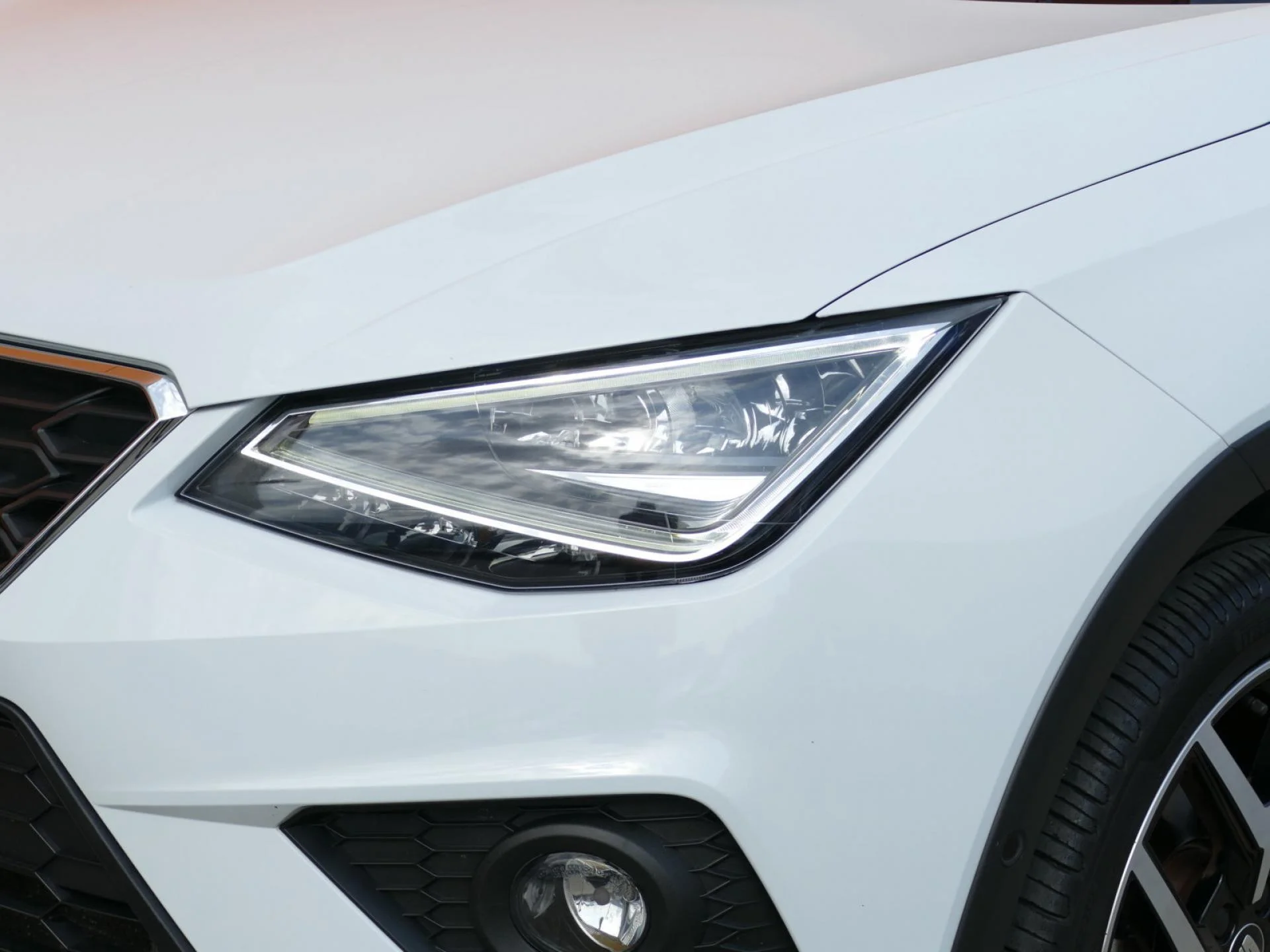 SEAT ARONA - Miniature 28 sur 32 - Cliquer pour voir cette photo