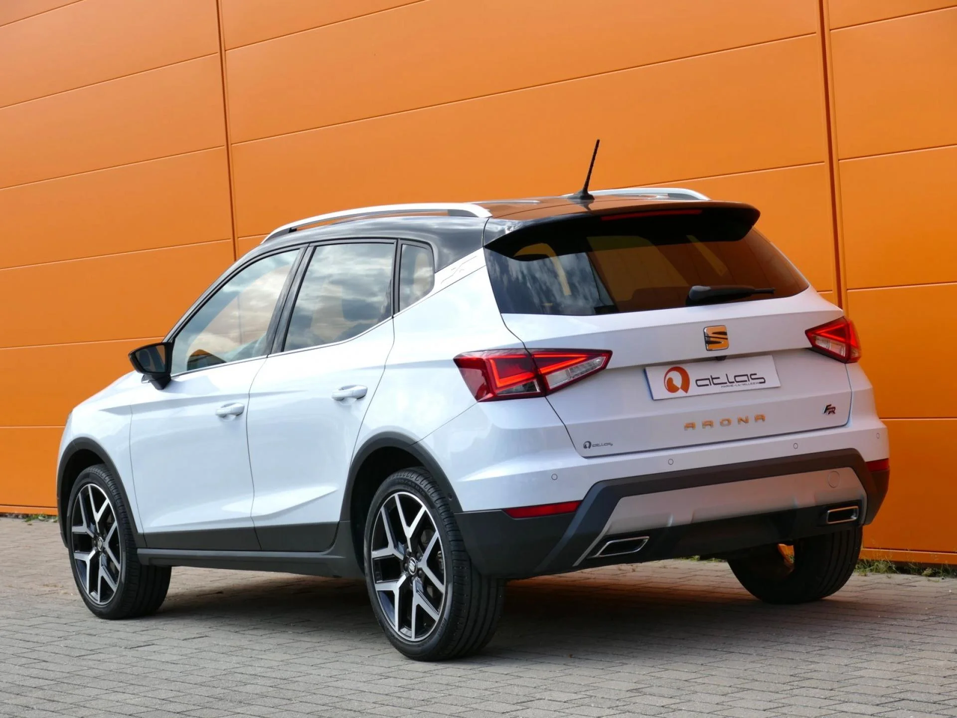 SEAT ARONA - Miniature 4 sur 32 - Cliquer pour voir cette photo