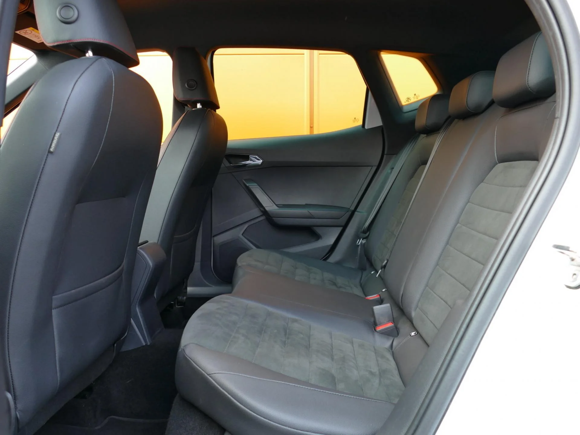 SEAT ARONA - Miniature 7 sur 32 - Cliquer pour voir cette photo