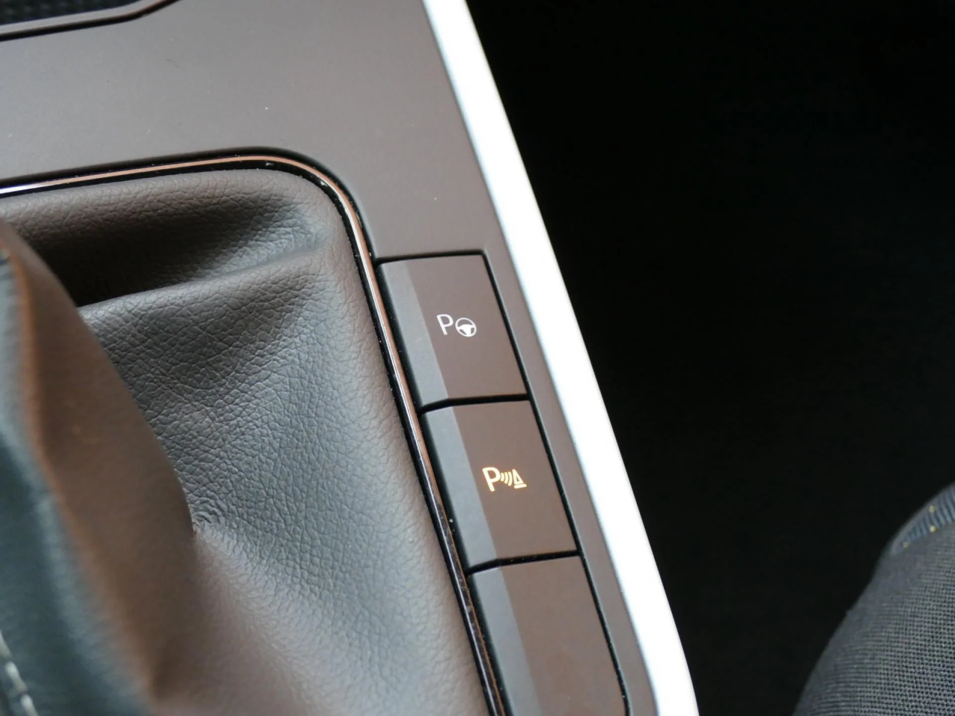 SEAT ARONA - Miniature 23 sur 35 - Cliquer pour voir cette photo