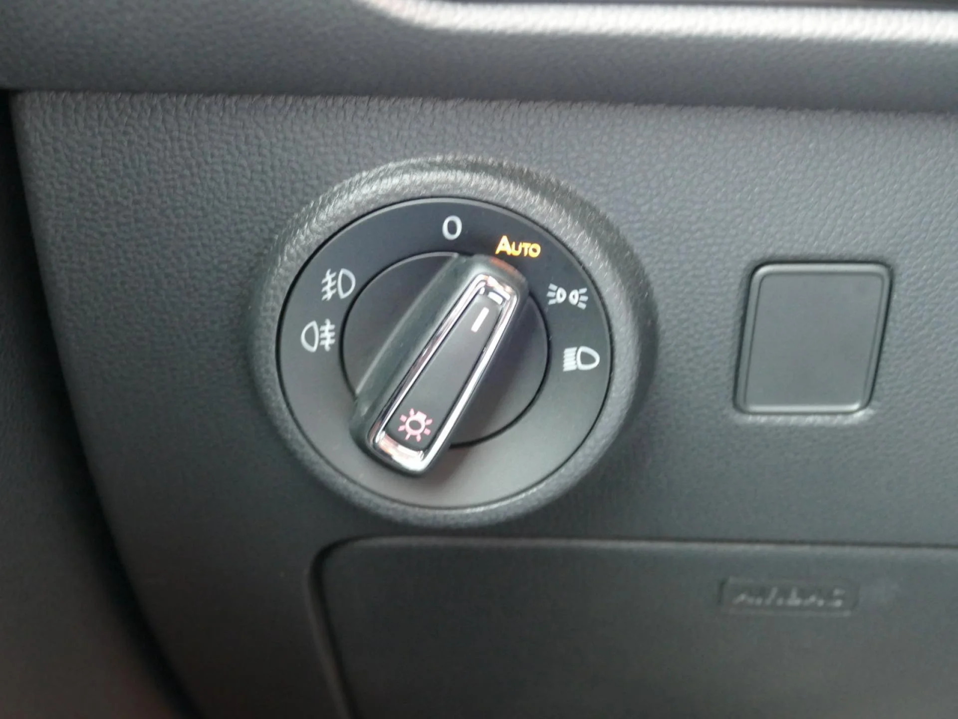 SEAT ATECA - Miniature 24 sur 36 - Cliquer pour voir cette photo