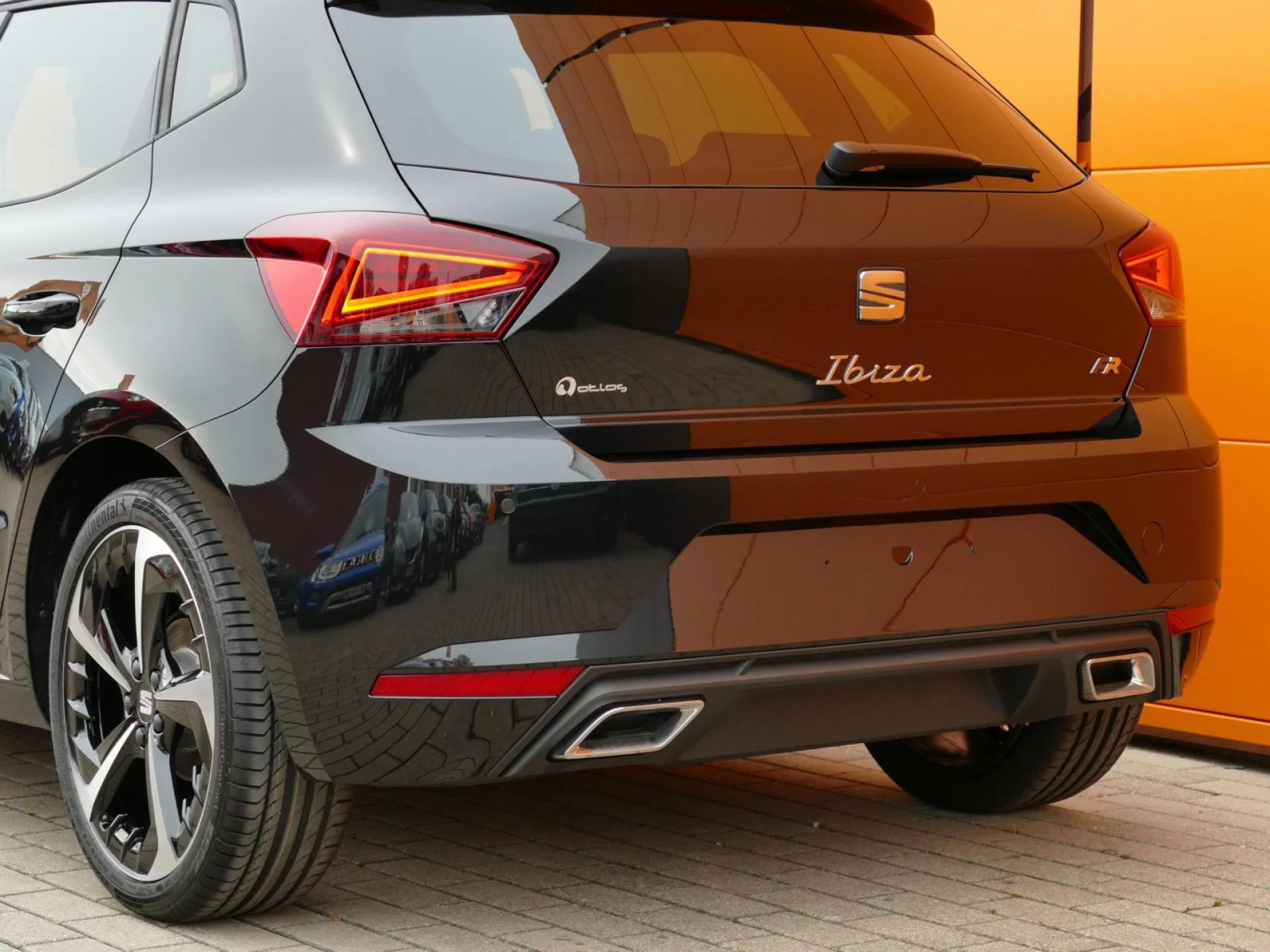 SEAT IBIZA - Miniature 32 sur 34 - Cliquer pour voir cette photo