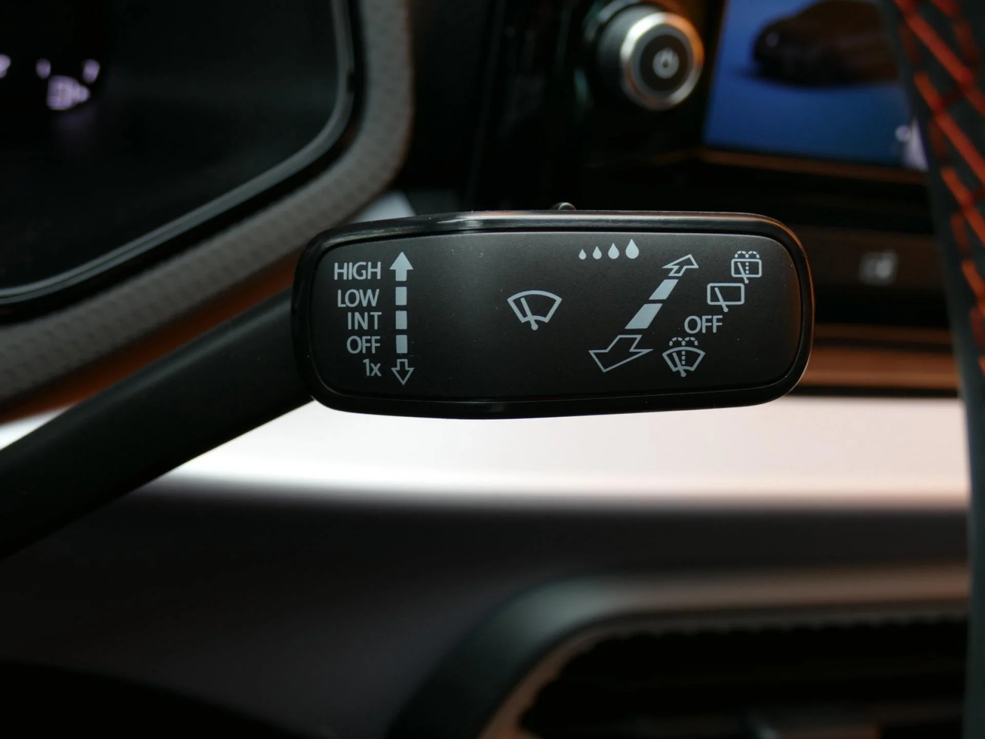 SEAT IBIZA - Miniature 27 sur 34 - Cliquer pour voir cette photo