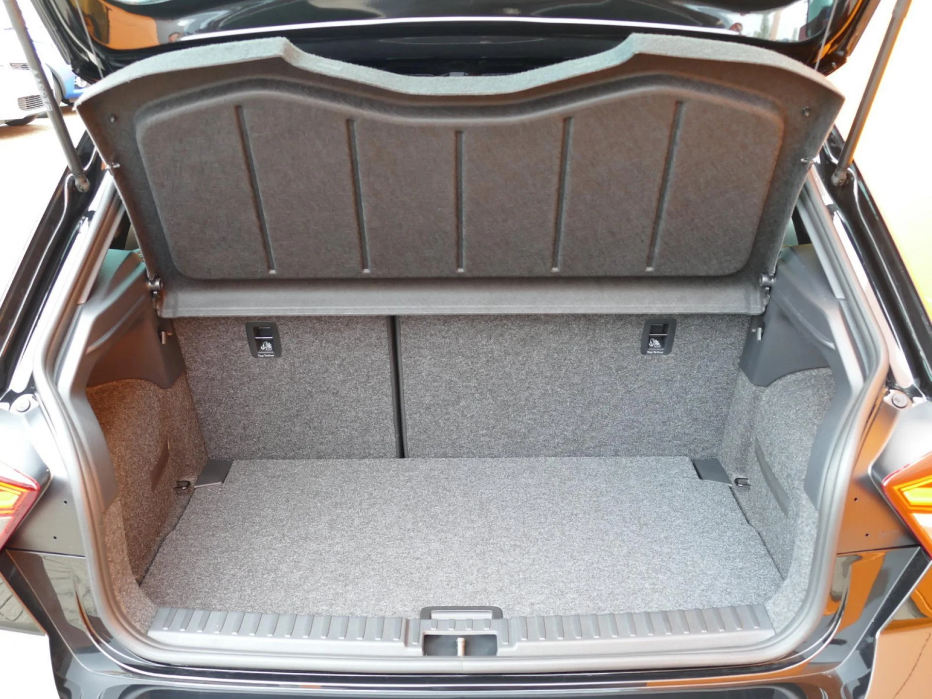 SEAT IBIZA - Miniature 8 sur 34 - Cliquer pour voir cette photo