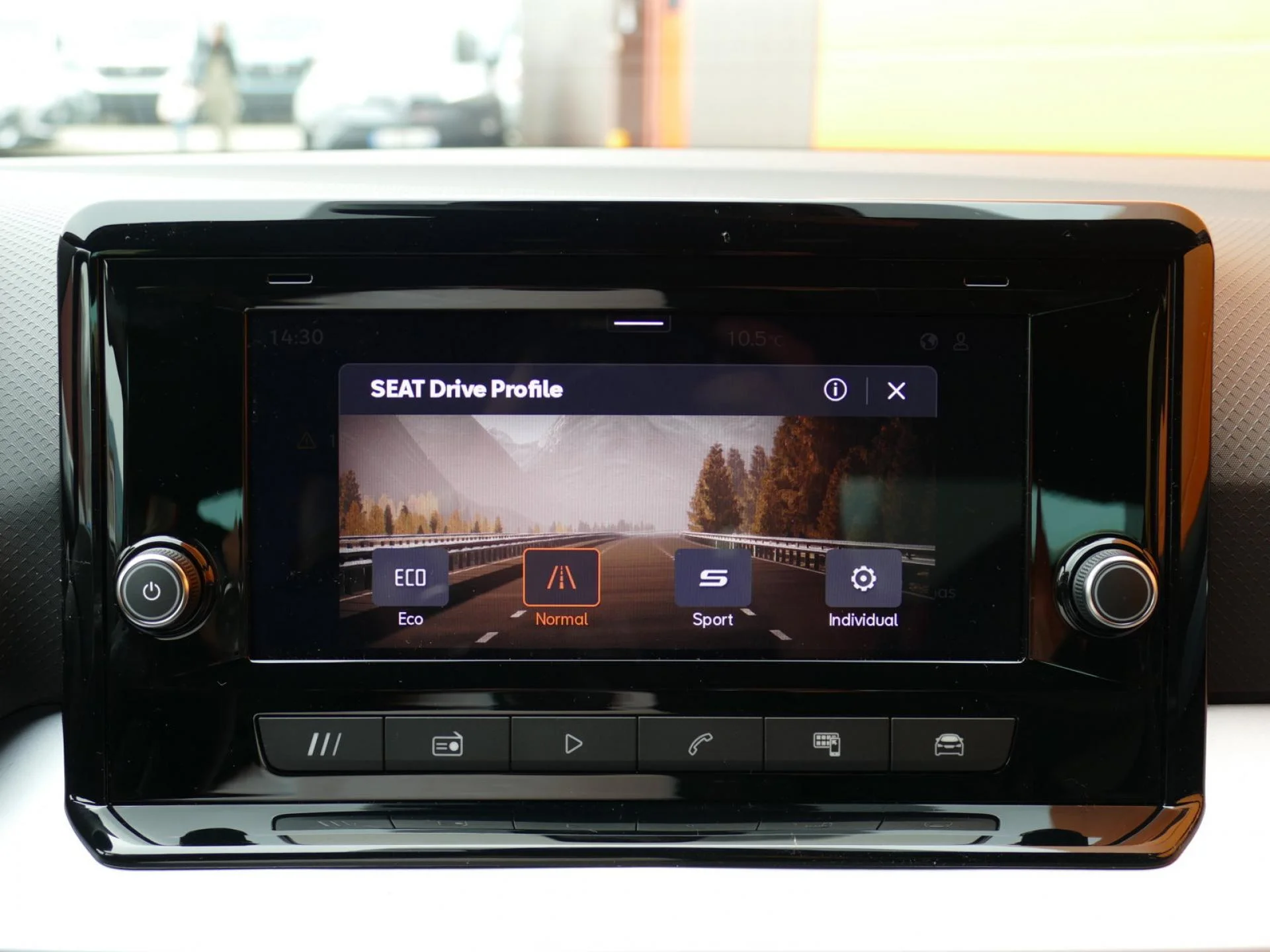 SEAT IBIZA - Miniature 13 sur 34 - Cliquer pour voir cette photo