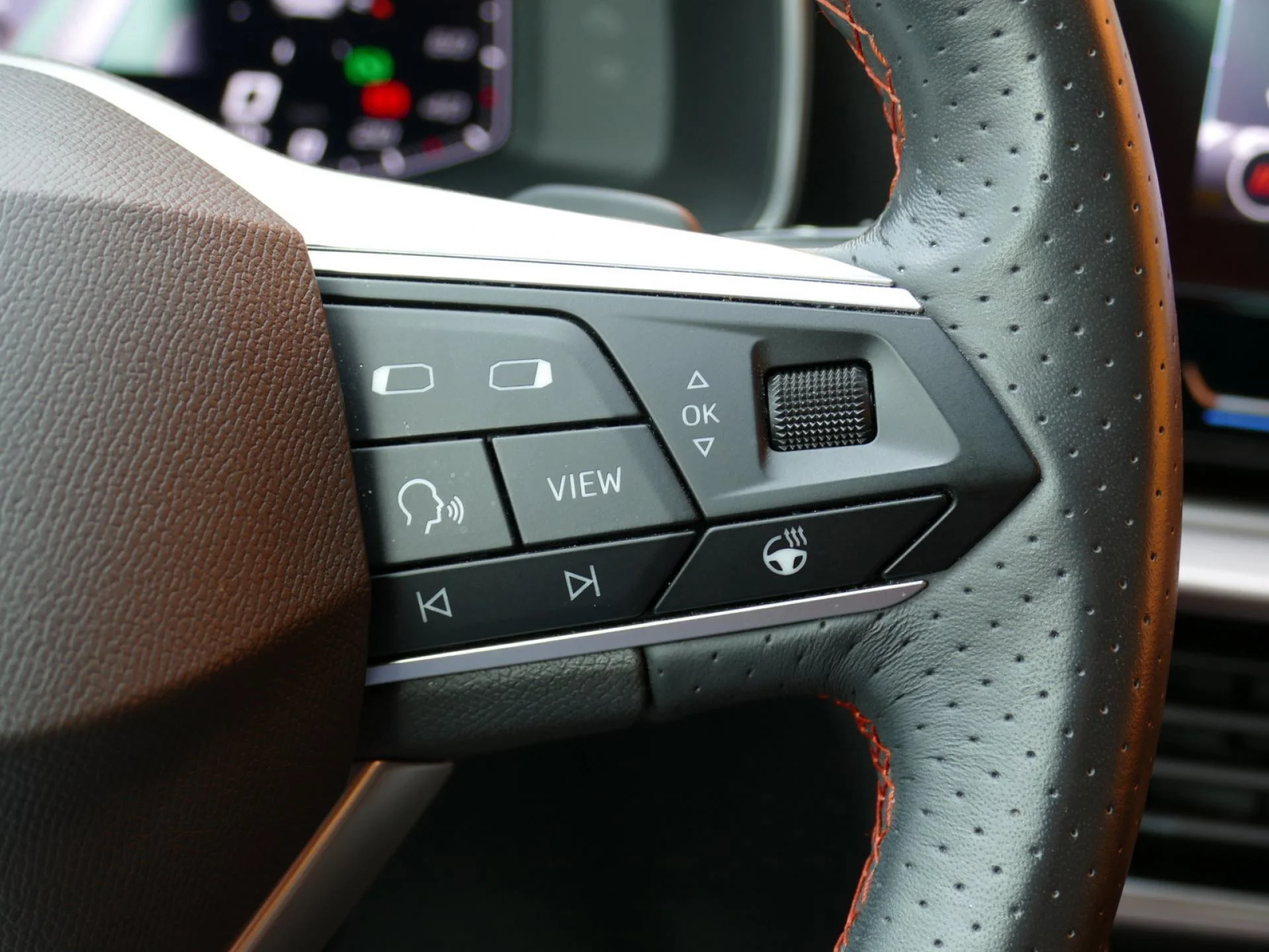 SEAT LEON - Miniature 21 sur 36 - Cliquer pour voir cette photo