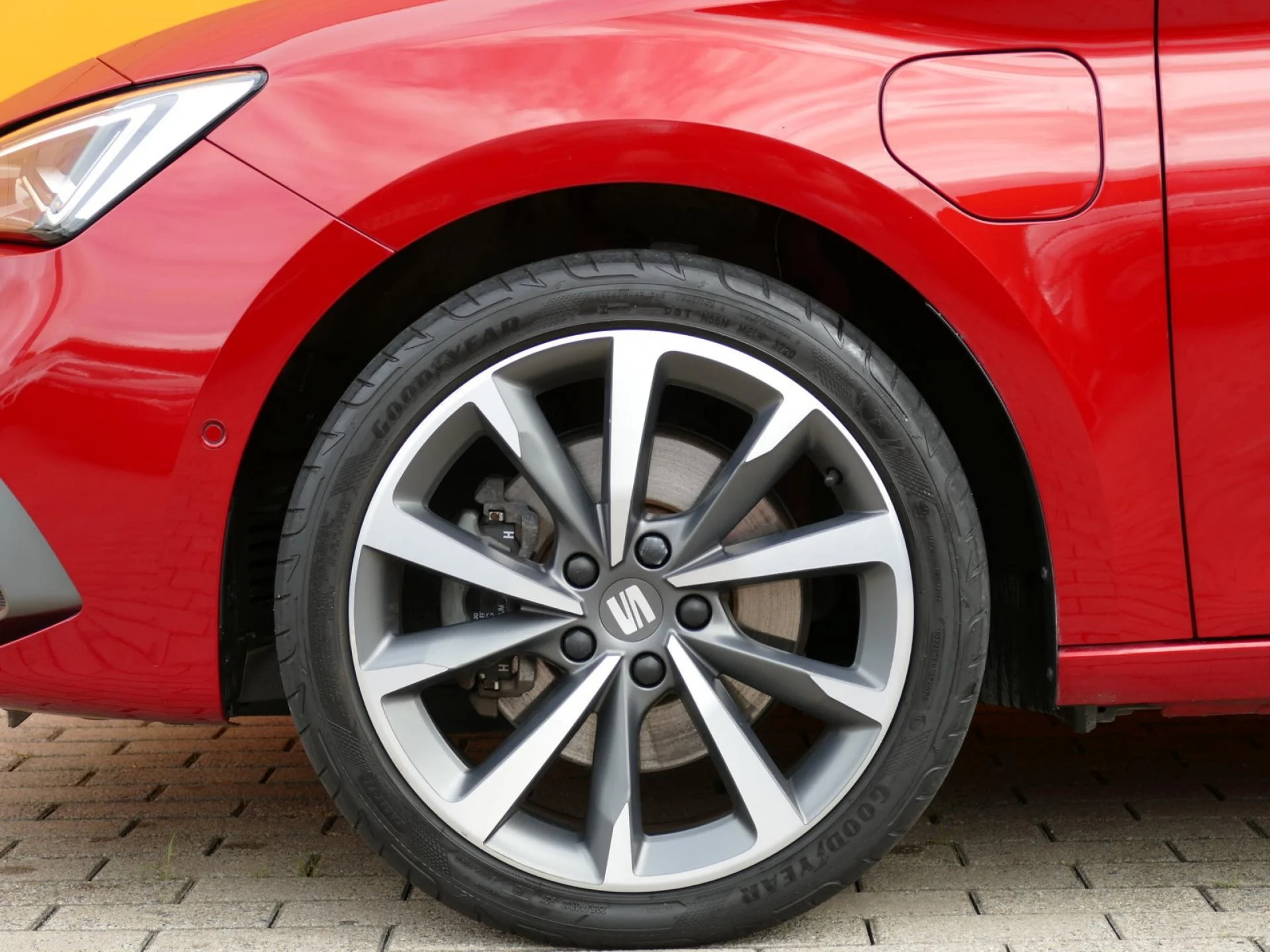 SEAT LEON - Miniature 35 sur 36 - Cliquer pour voir cette photo