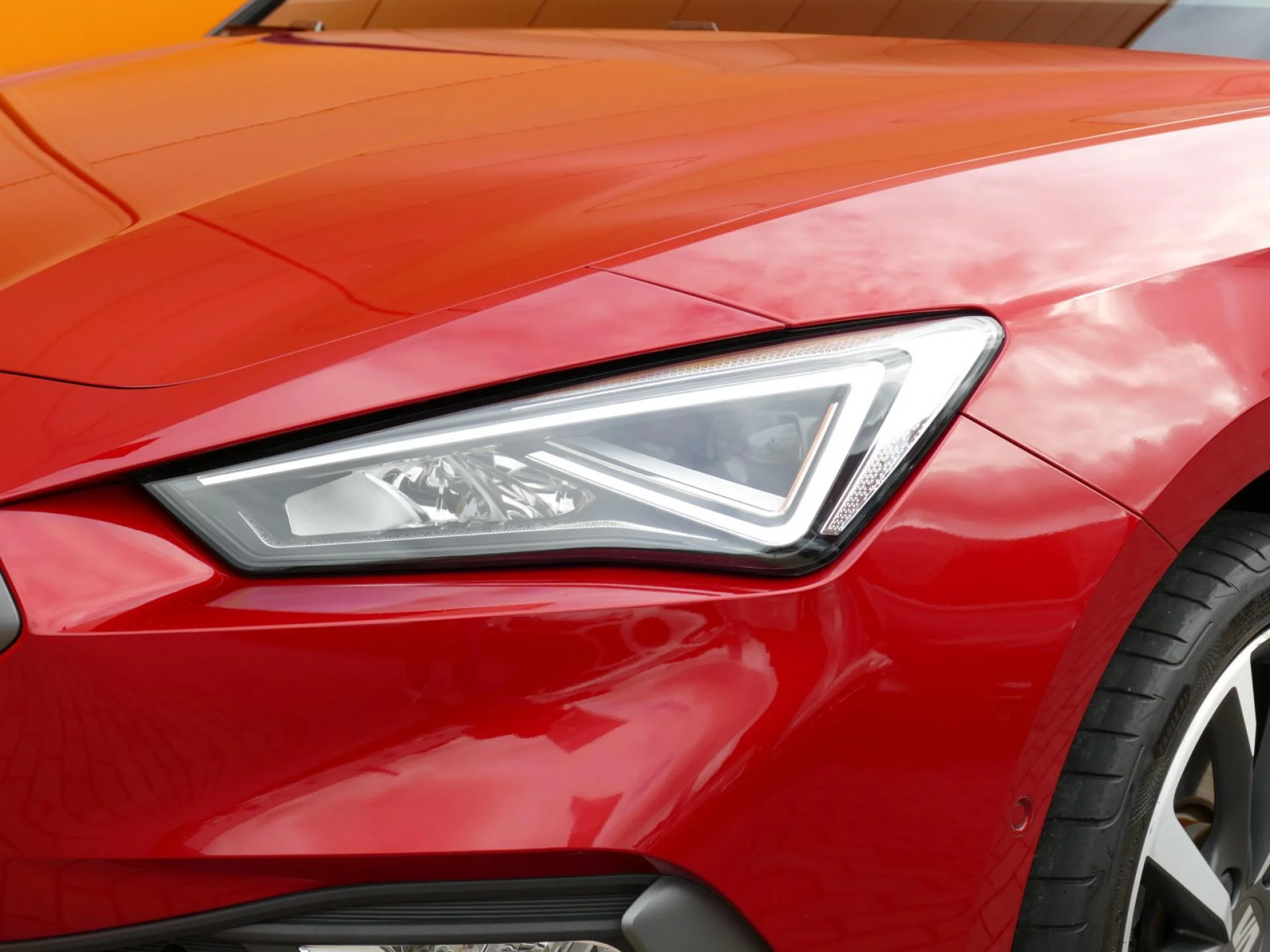 SEAT LEON - Miniature 33 sur 36 - Cliquer pour voir cette photo