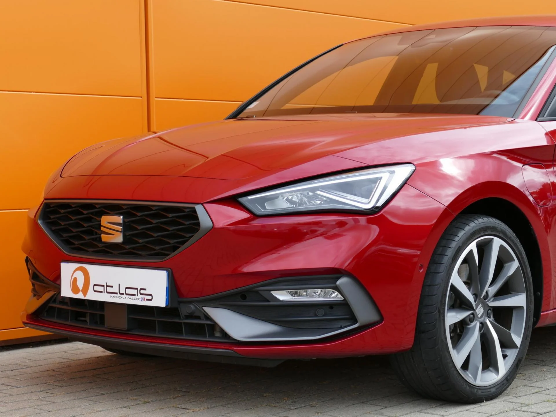 SEAT LEON - Miniature 32 sur 36 - Cliquer pour voir cette photo