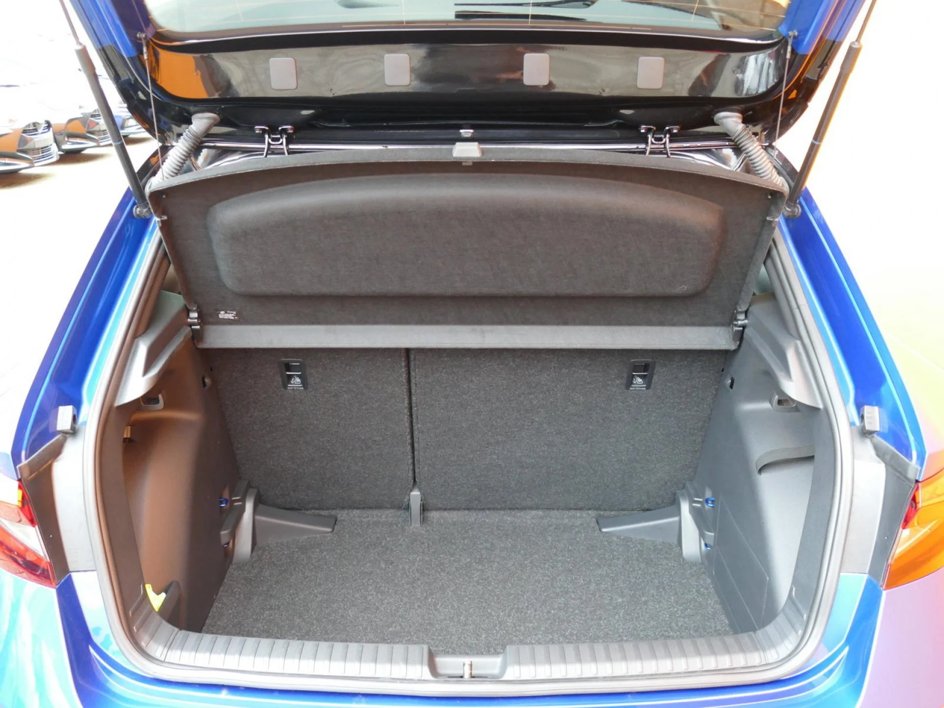 SKODA FABIA - Miniature 9 sur 34 - Cliquer pour voir cette photo