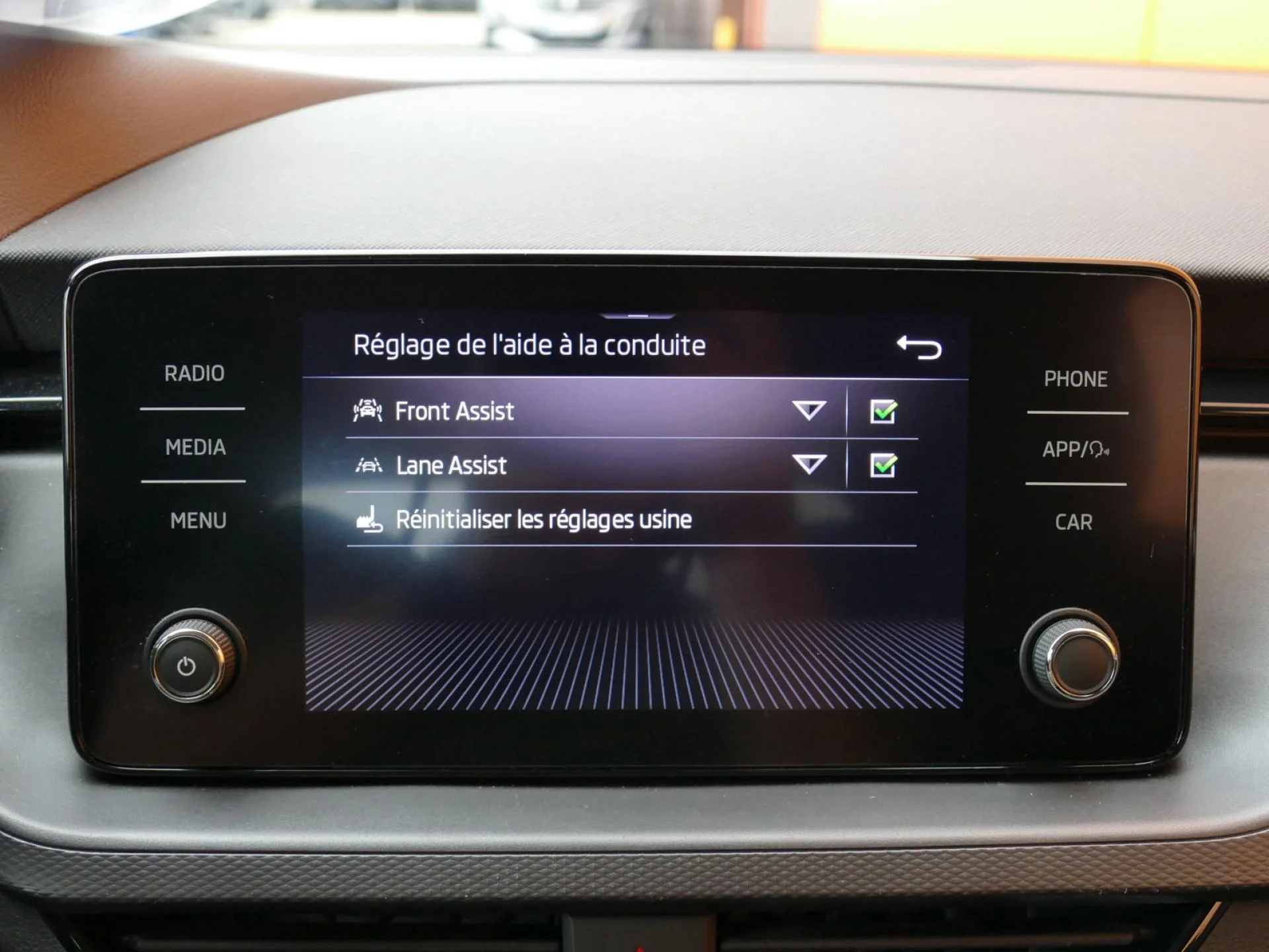 SKODA KAMIQ - Miniature 10 sur 32 - Cliquer pour voir cette photo