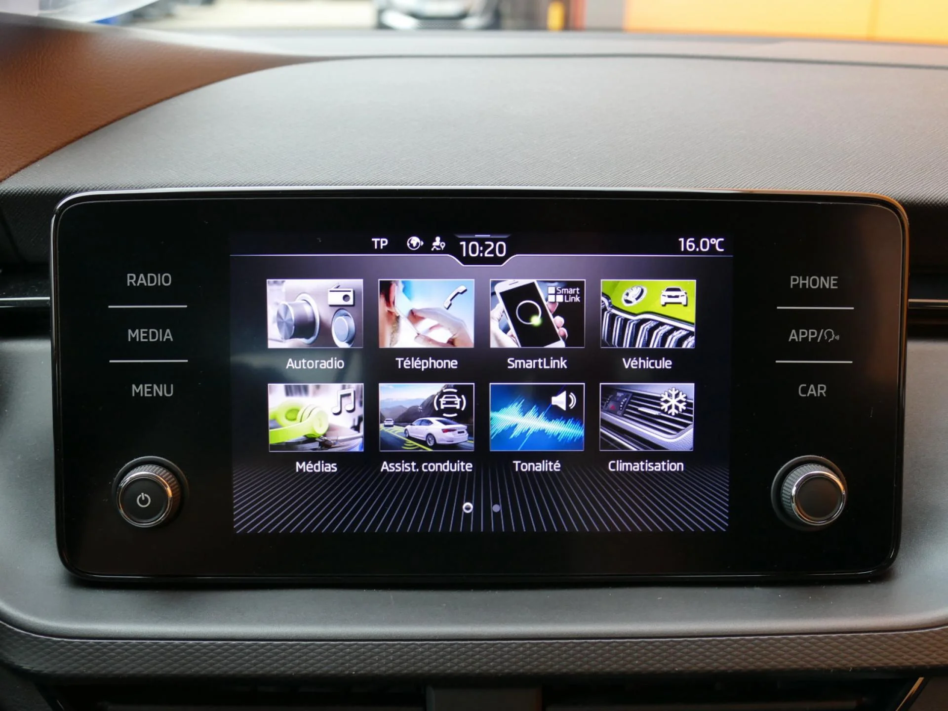 SKODA KAMIQ - Miniature 14 sur 32 - Cliquer pour voir cette photo