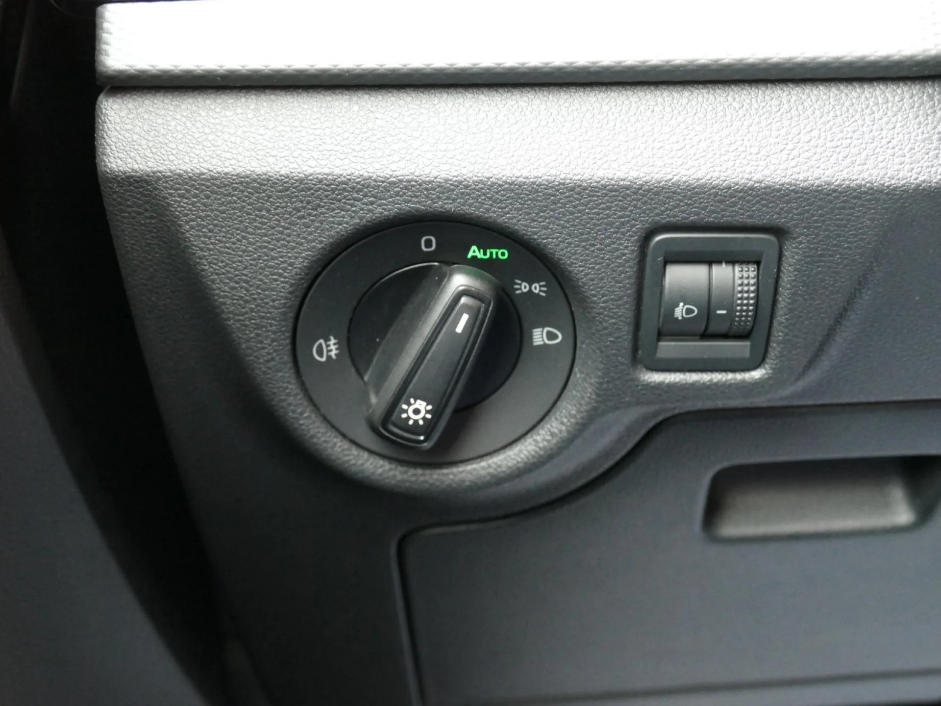 SKODA KAMIQ - Miniature 19 sur 32 - Cliquer pour voir cette photo