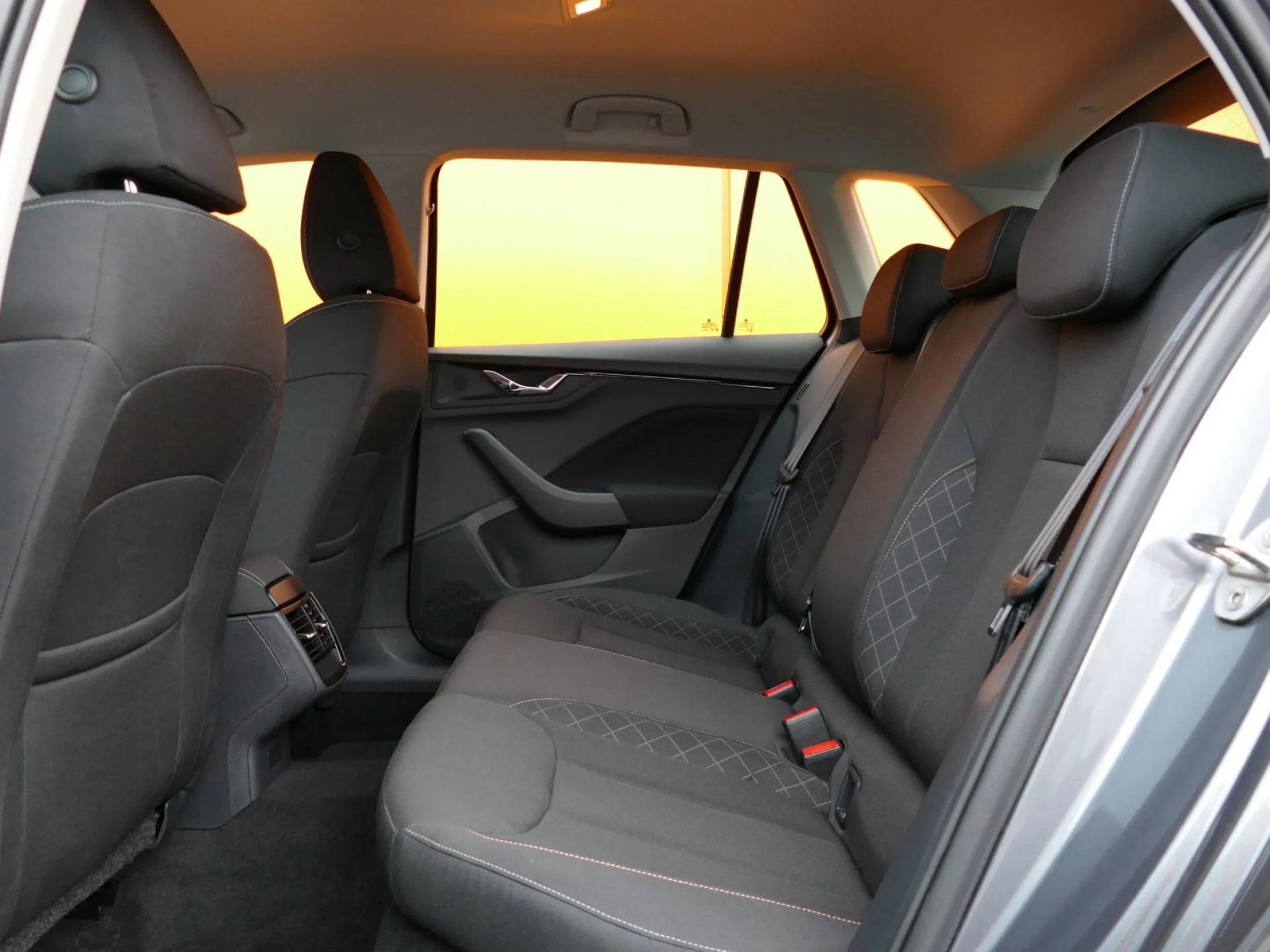 SKODA KAMIQ - Miniature 8 sur 32 - Cliquer pour voir cette photo