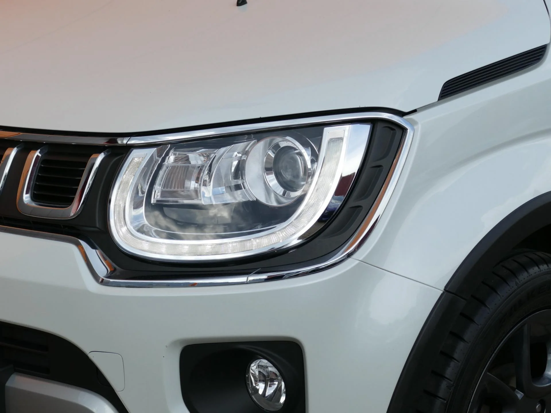 SUZUKI IGNIS - Miniature 22 sur 31 - Cliquer pour voir cette photo