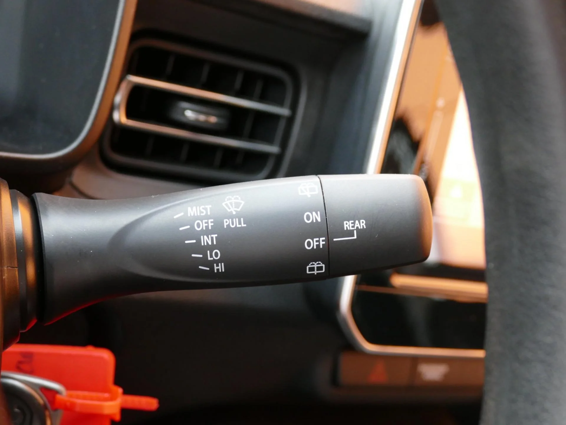 SUZUKI IGNIS - Miniature 19 sur 31 - Cliquer pour voir cette photo