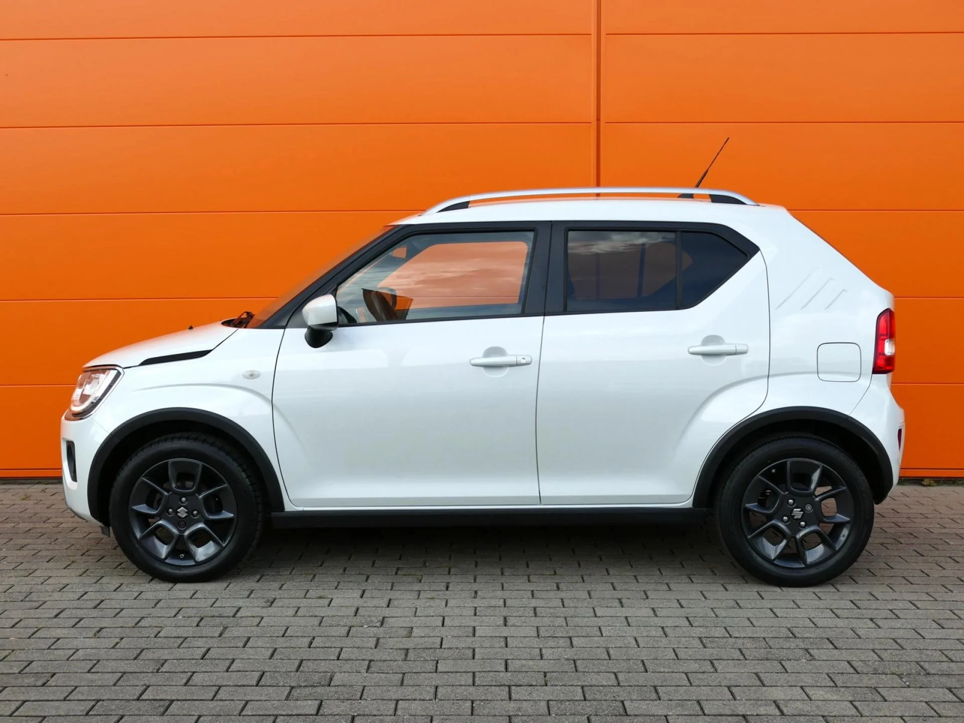 SUZUKI IGNIS - Miniature 3 sur 31 - Cliquer pour voir cette photo
