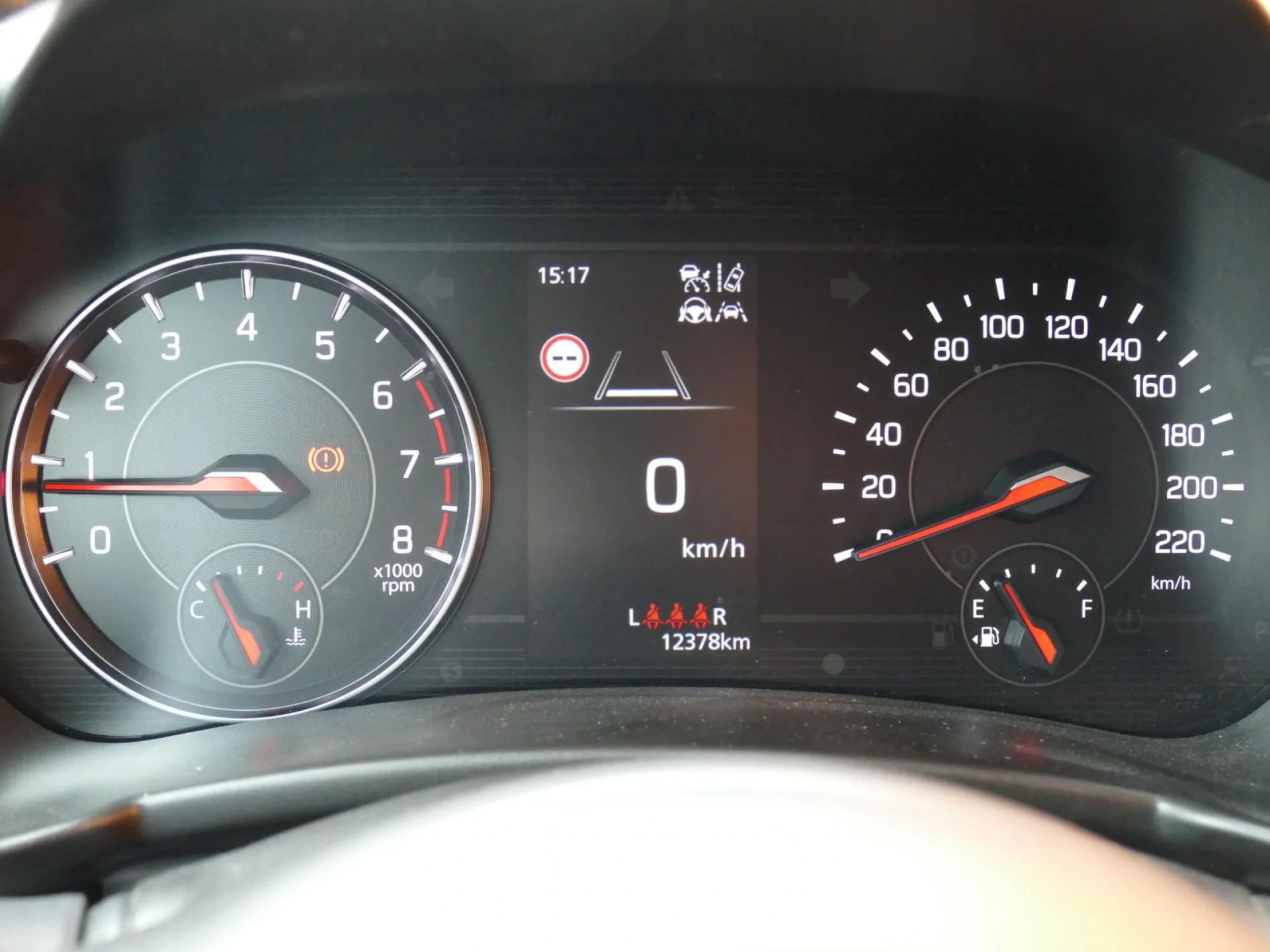 SUZUKI SWIFT - Miniature 14 sur 31 - Cliquer pour voir cette photo