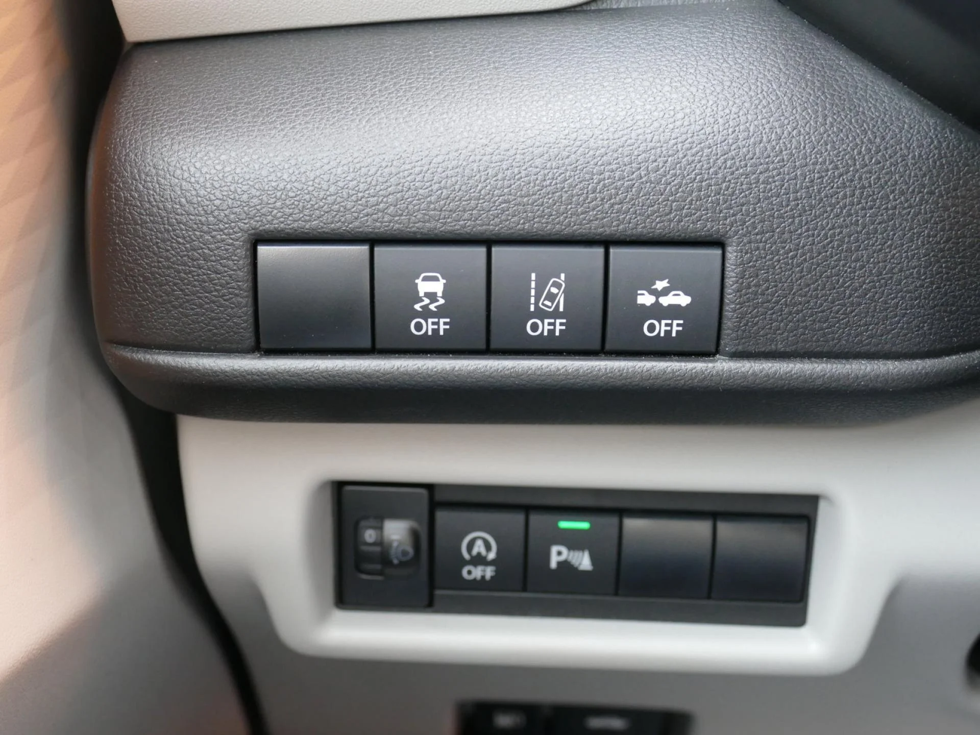 SUZUKI SWIFT - Miniature 16 sur 31 - Cliquer pour voir cette photo