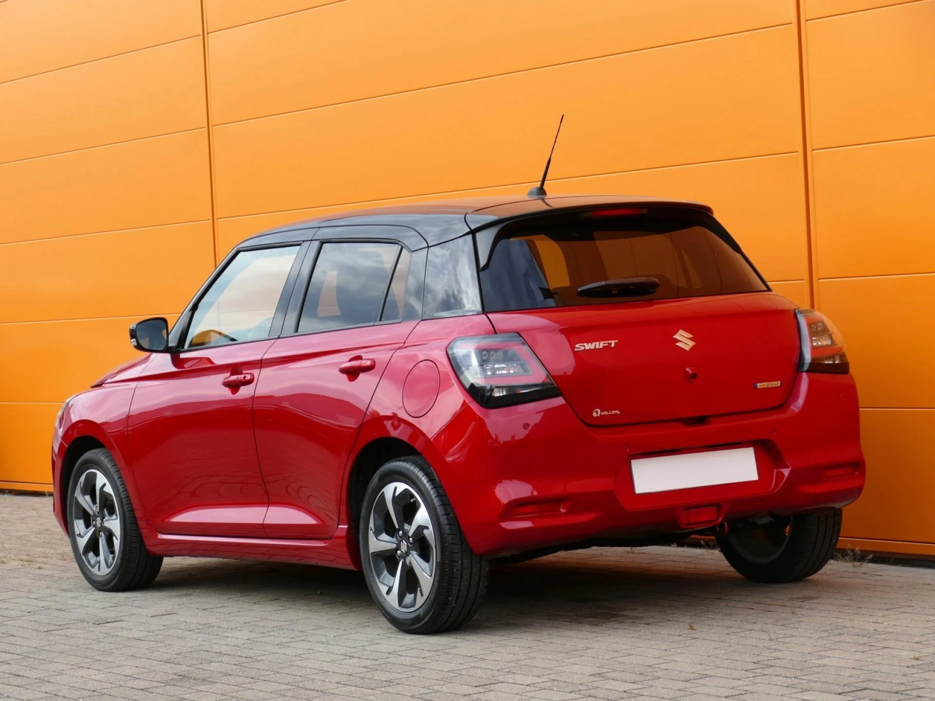 SUZUKI SWIFT - Miniature 4 sur 31 - Cliquer pour voir cette photo
