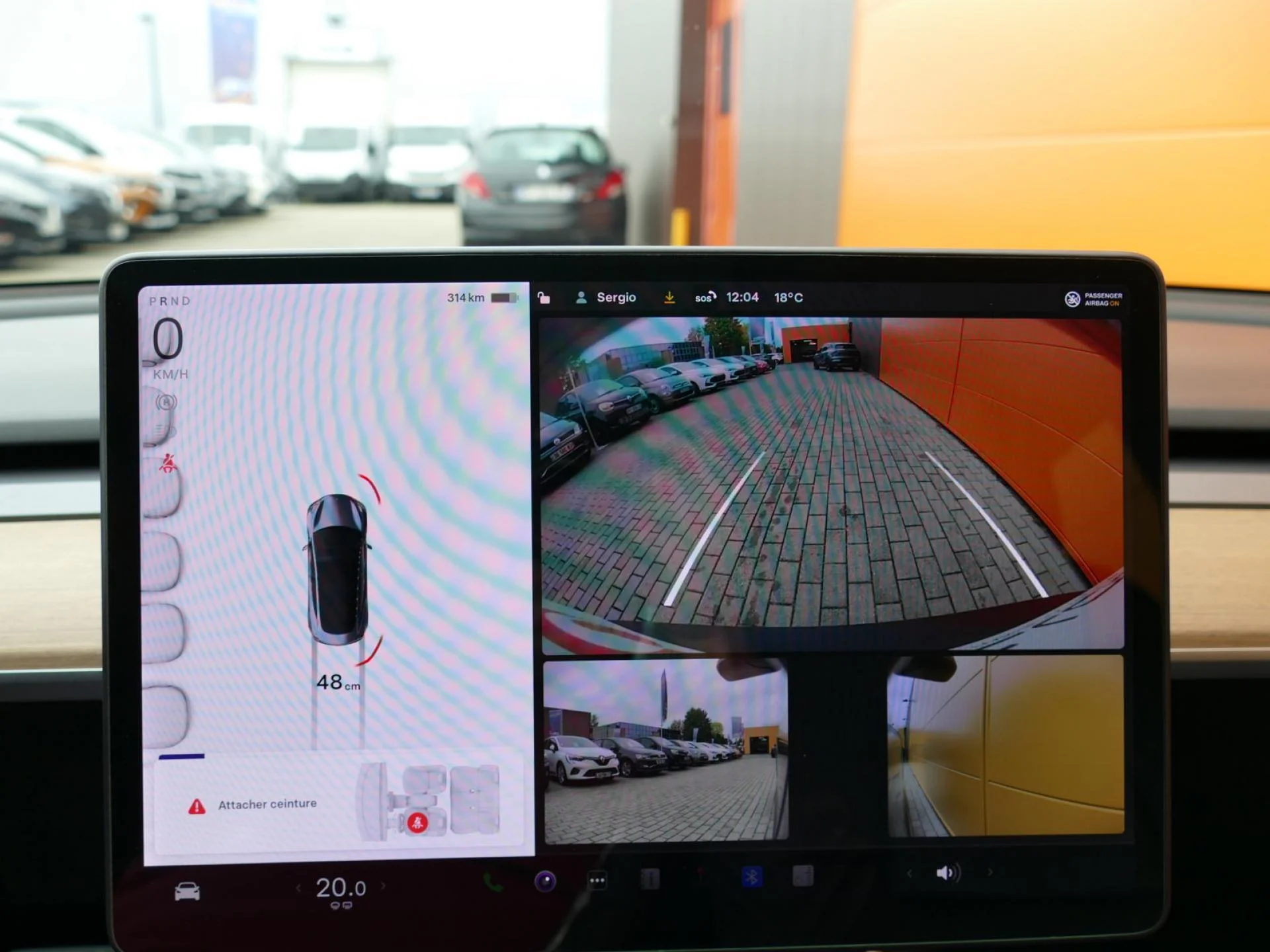 TESLA MODEL 3 - Miniature 10 sur 32 - Cliquer pour voir cette photo