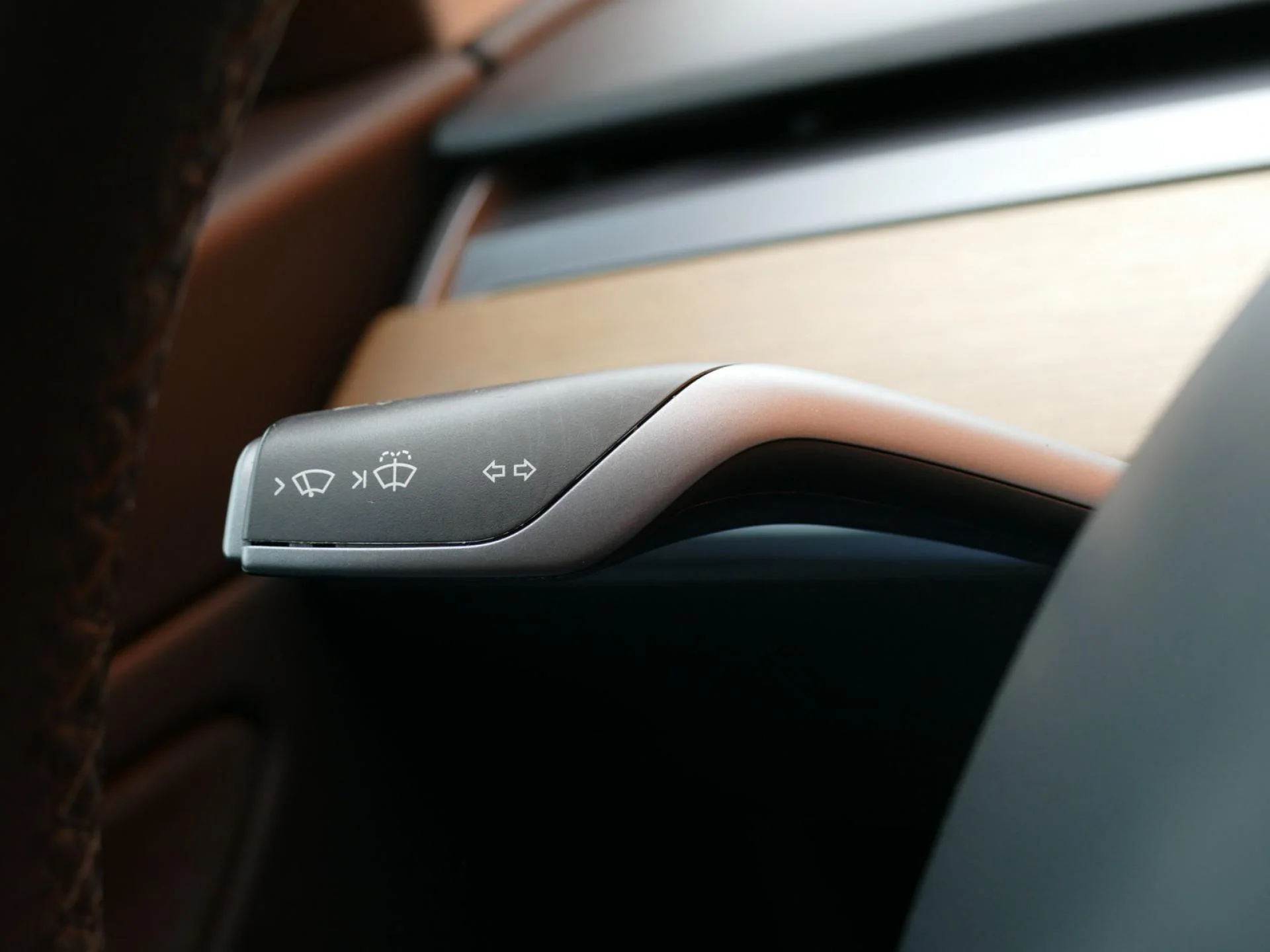 TESLA MODEL 3 - Miniature 20 sur 32 - Cliquer pour voir cette photo