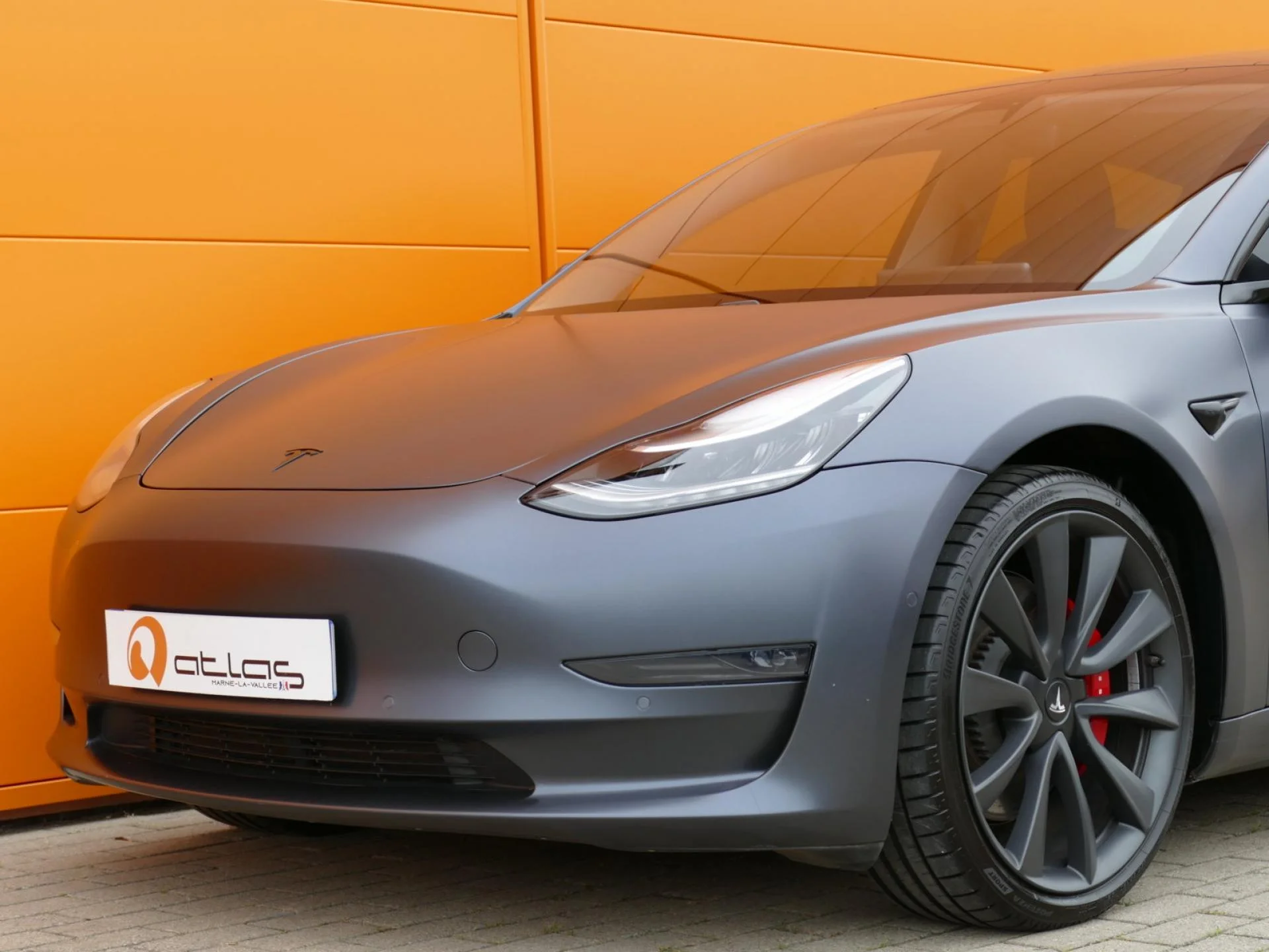 TESLA MODEL 3 - Miniature 25 sur 32 - Cliquer pour voir cette photo