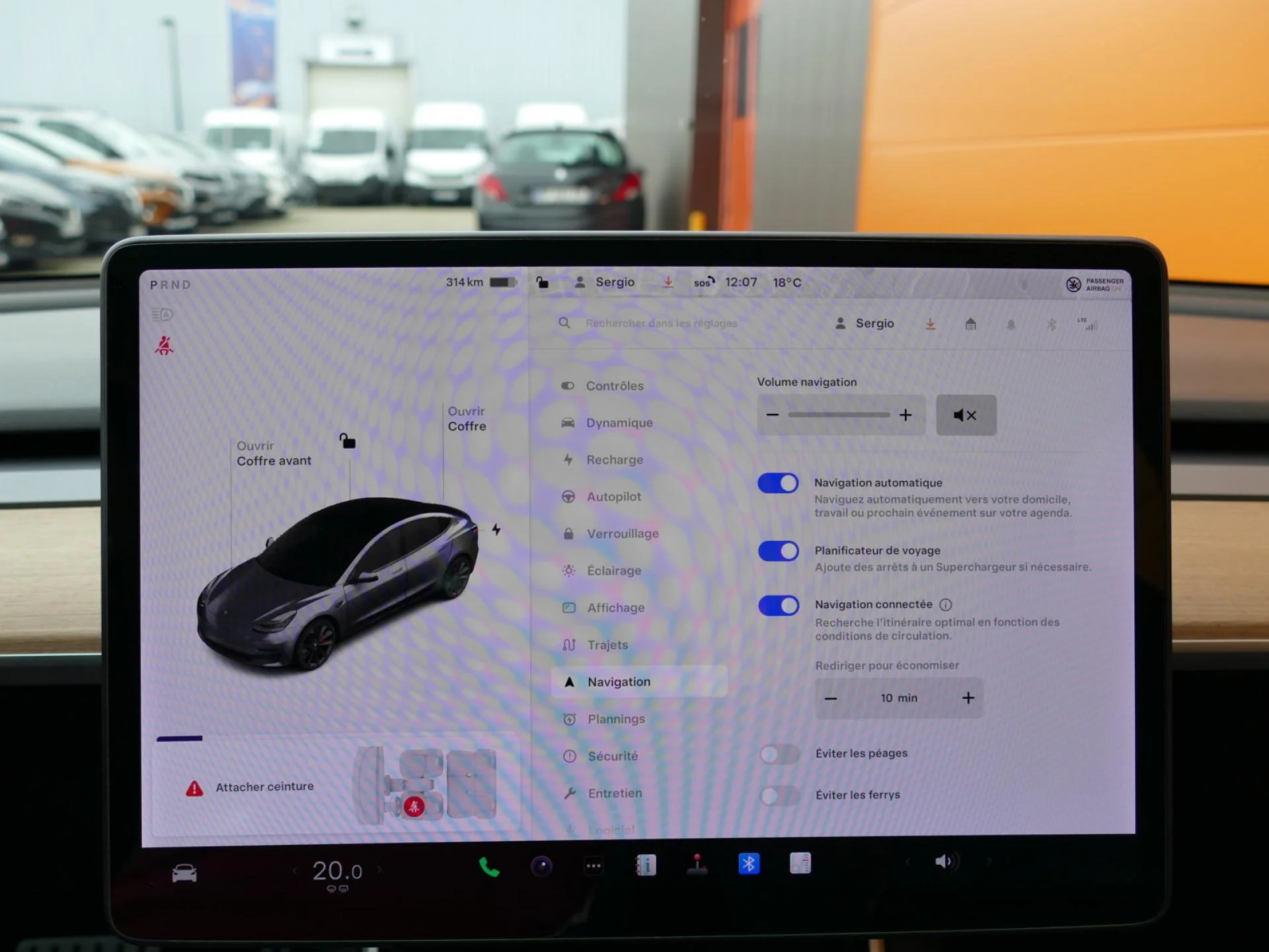 TESLA MODEL 3 - Miniature 14 sur 32 - Cliquer pour voir cette photo