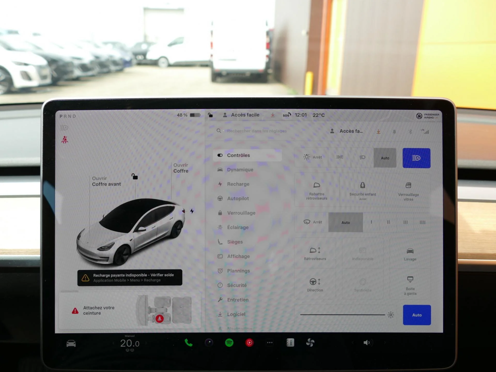 TESLA MODEL 3 - Miniature 12 sur 28 - Cliquer pour voir cette photo