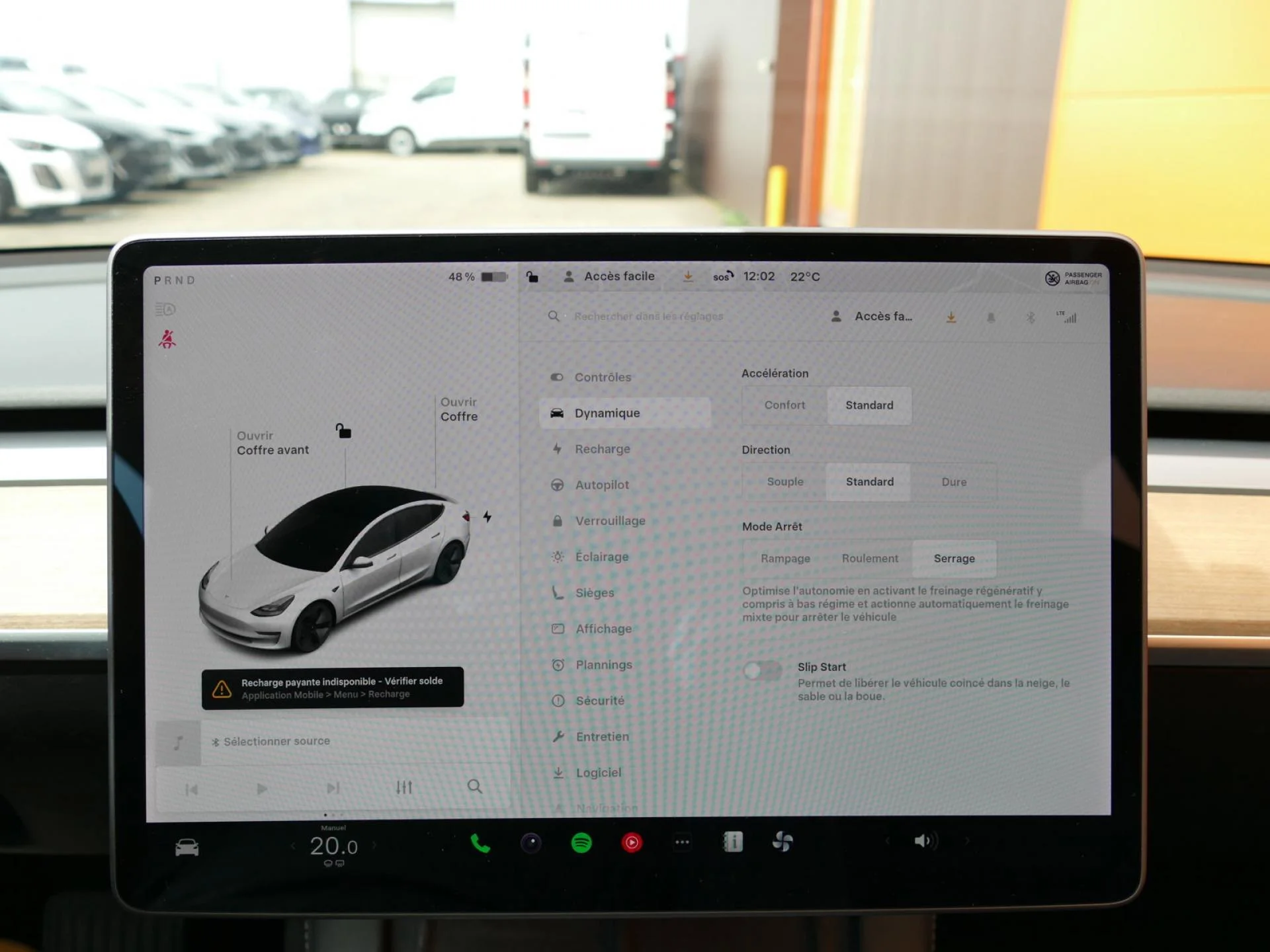 TESLA MODEL 3 - Miniature 13 sur 28 - Cliquer pour voir cette photo