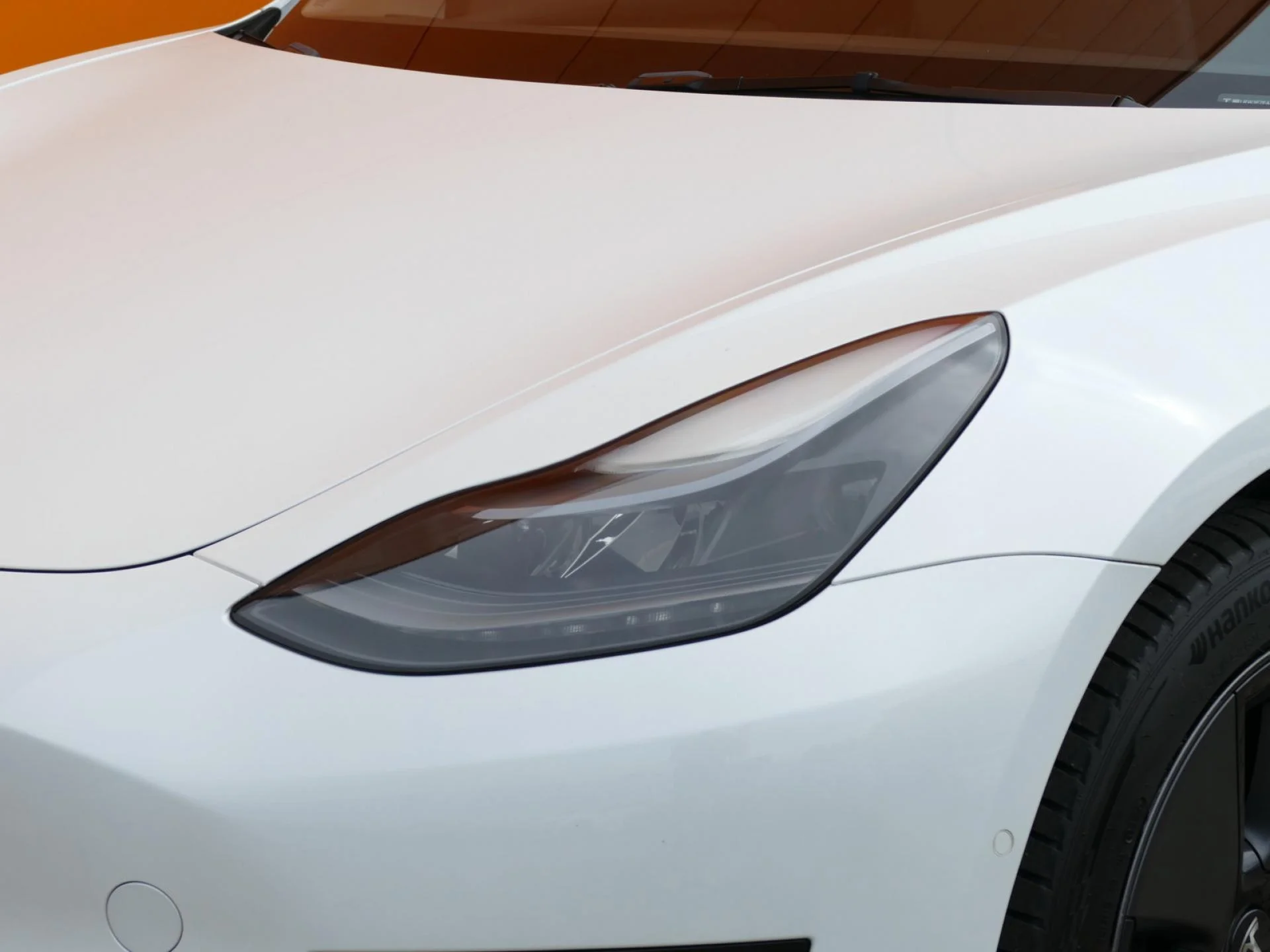 TESLA MODEL 3 - Miniature 25 sur 28 - Cliquer pour voir cette photo
