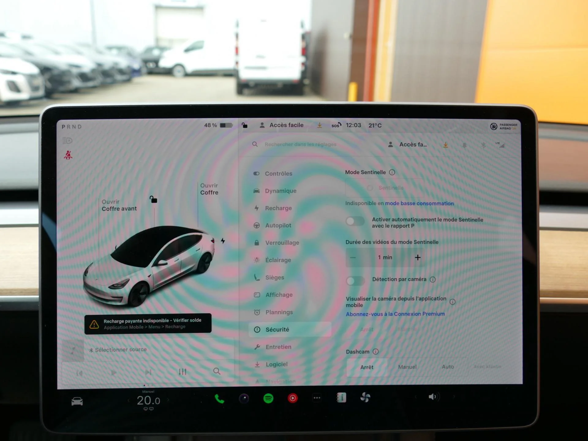 TESLA MODEL 3 - Miniature 17 sur 28 - Cliquer pour voir cette photo