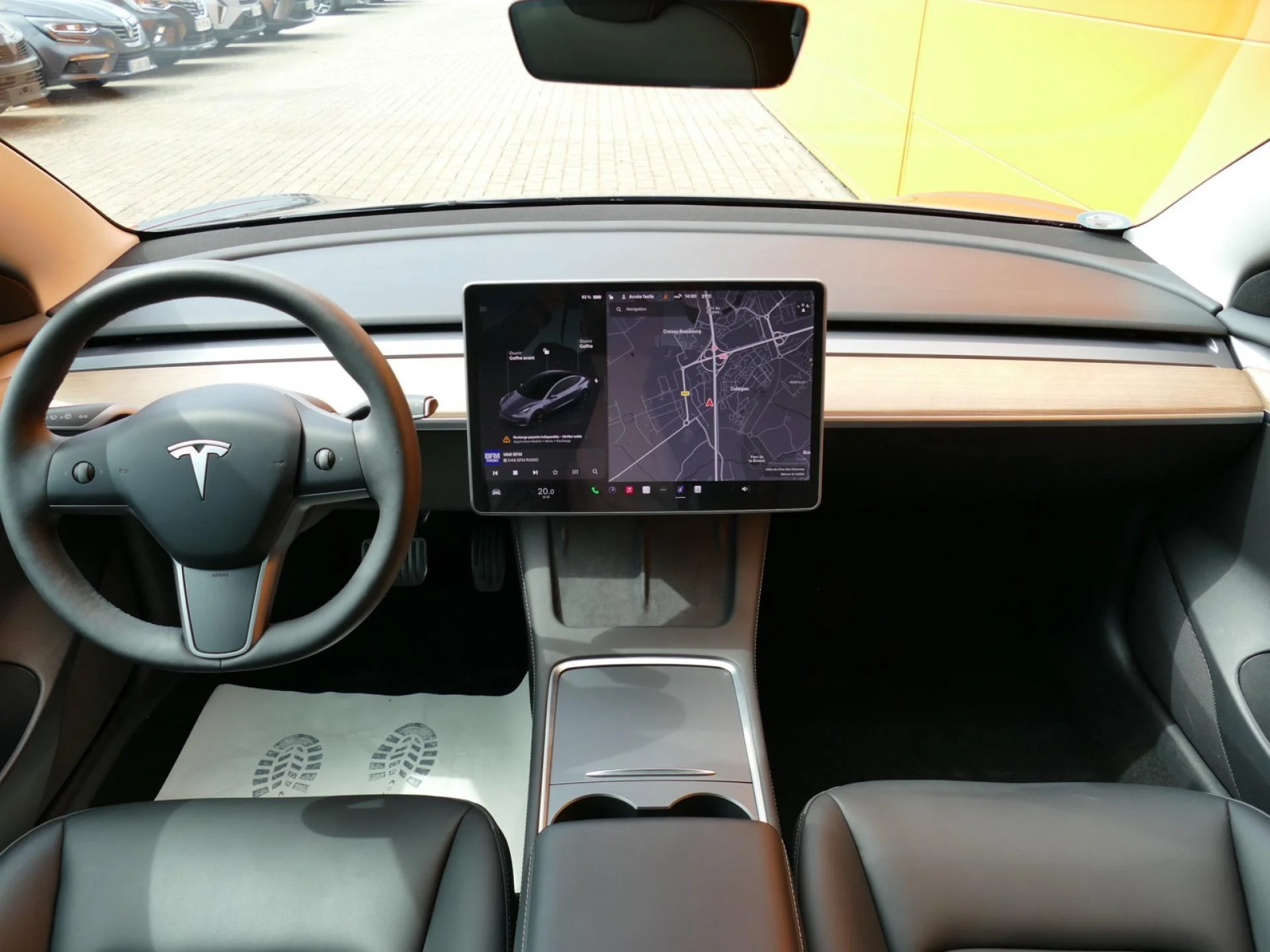 TESLA MODEL 3 - Miniature 6 sur 33 - Cliquer pour voir cette photo