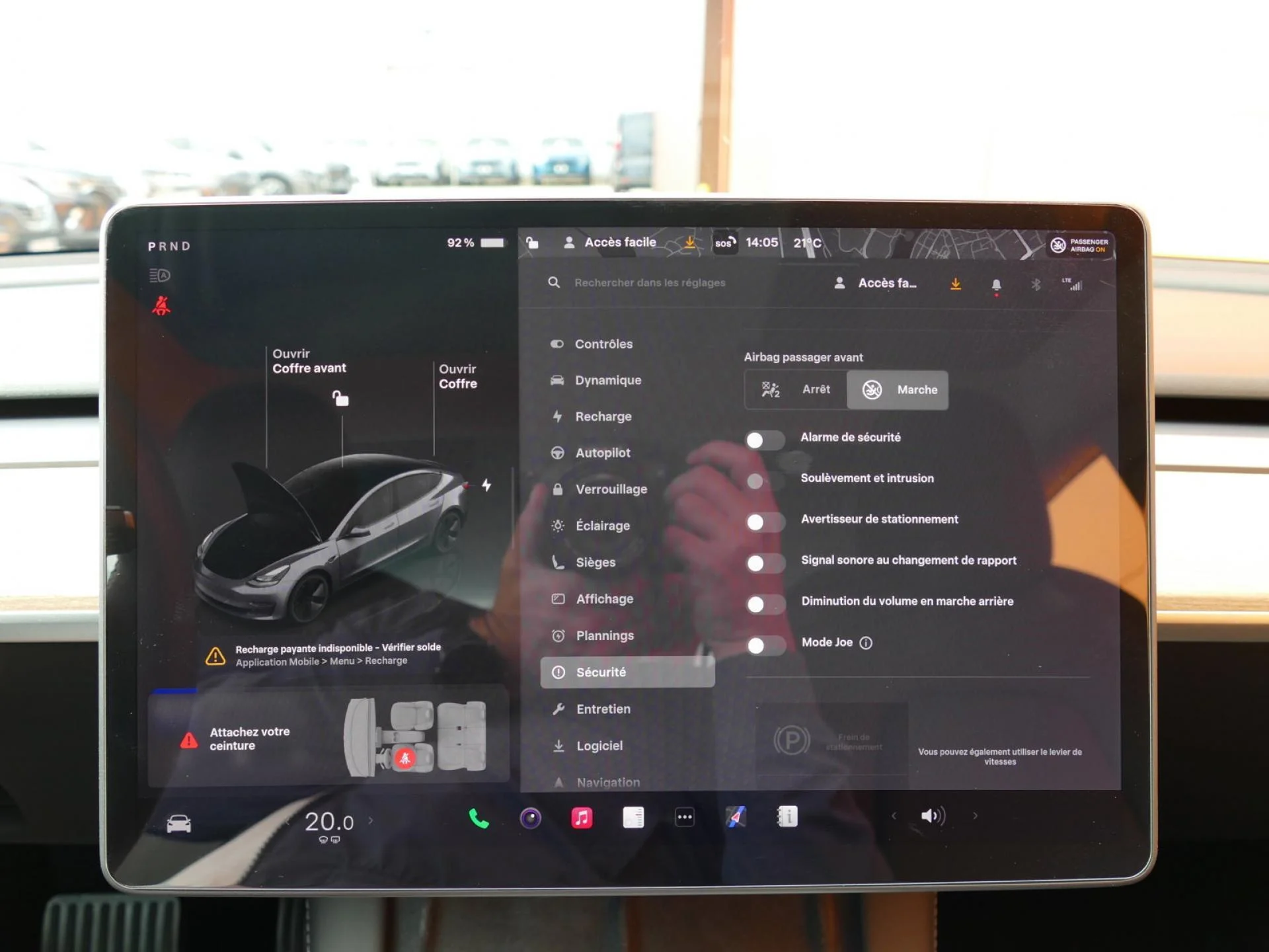 TESLA MODEL 3 - Miniature 17 sur 33 - Cliquer pour voir cette photo