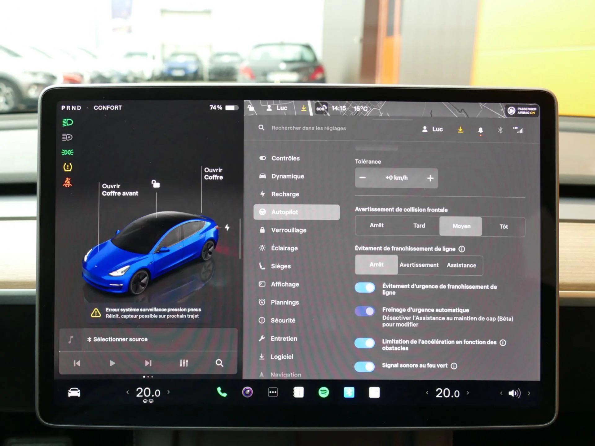 TESLA MODEL 3 - Miniature 12 sur 33 - Cliquer pour voir cette photo