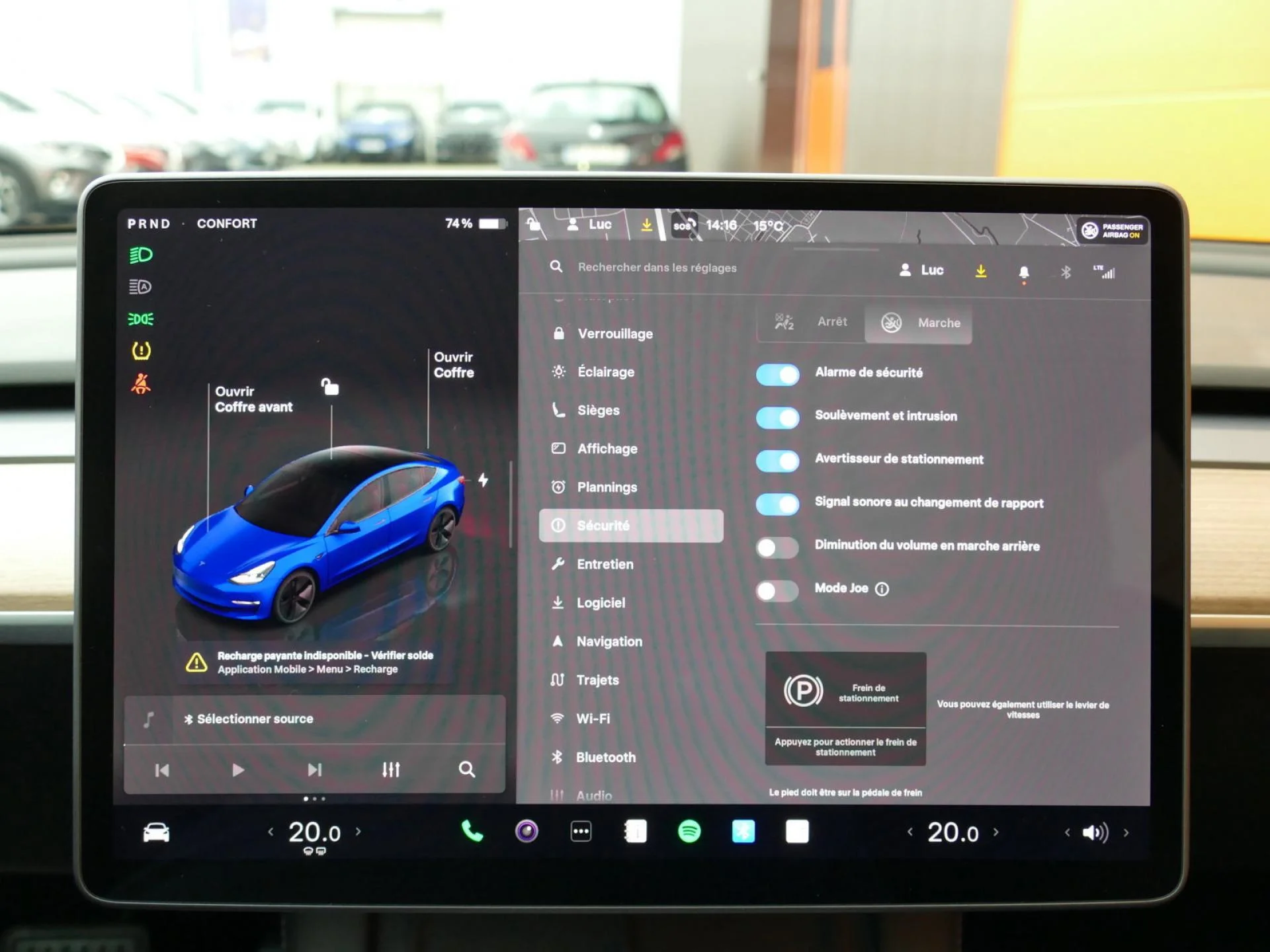 TESLA MODEL 3 - Miniature 14 sur 33 - Cliquer pour voir cette photo
