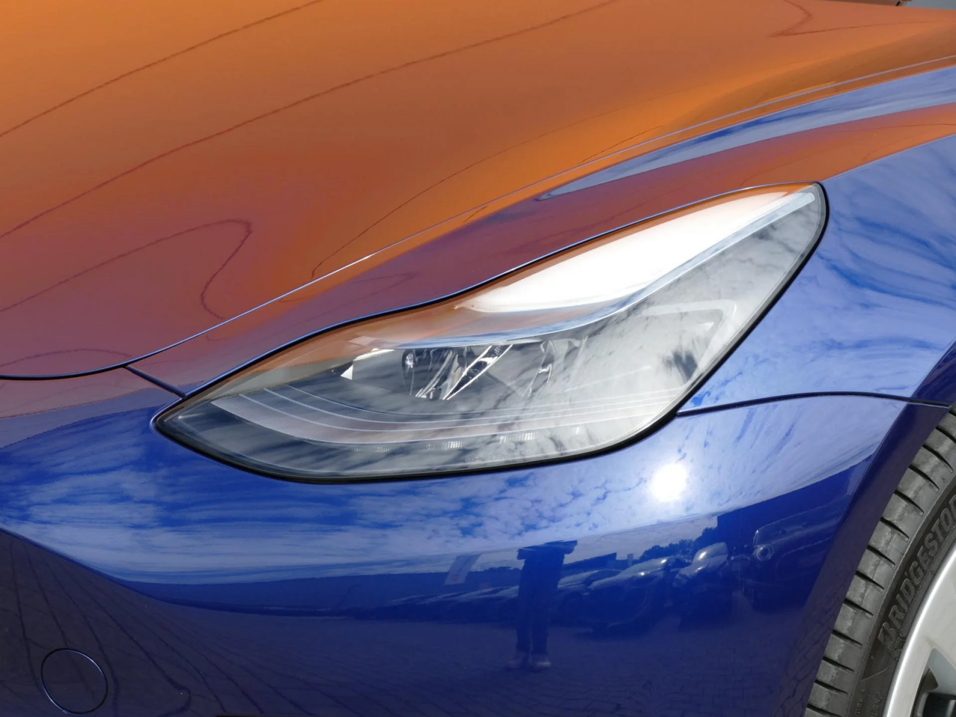 TESLA MODEL 3 - Miniature 32 sur 35 - Cliquer pour voir cette photo