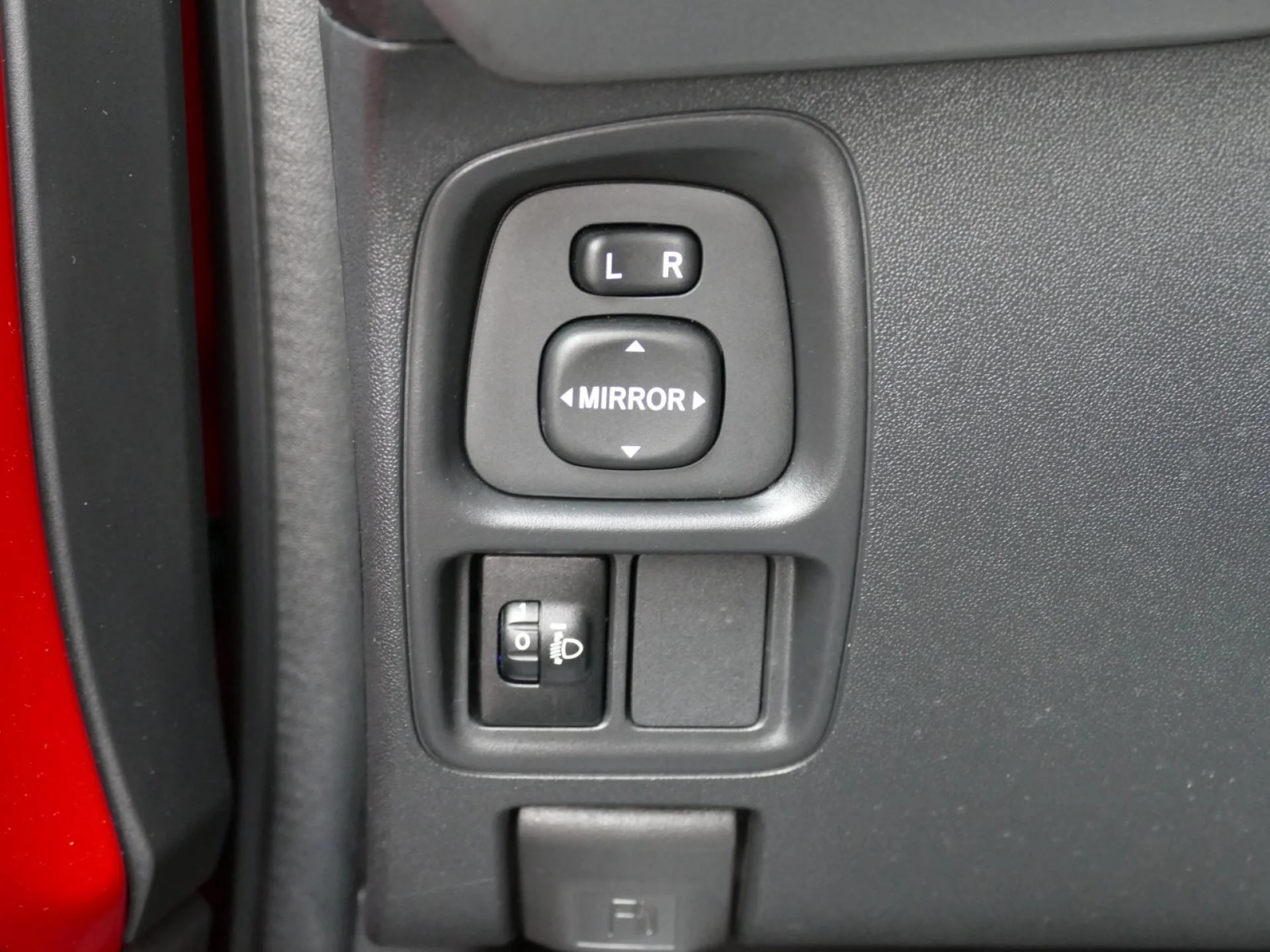 TOYOTA AYGO - Miniature 18 sur 31 - Cliquer pour voir cette photo