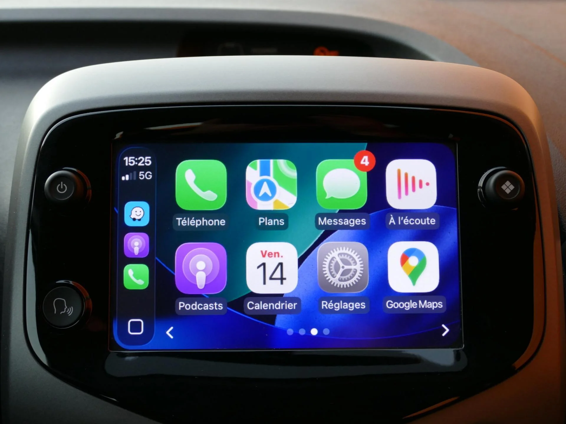 TOYOTA AYGO - Miniature 12 sur 31 - Cliquer pour voir cette photo