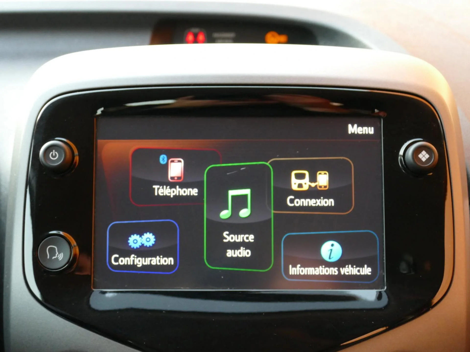 TOYOTA AYGO - Miniature 11 sur 31 - Cliquer pour voir cette photo