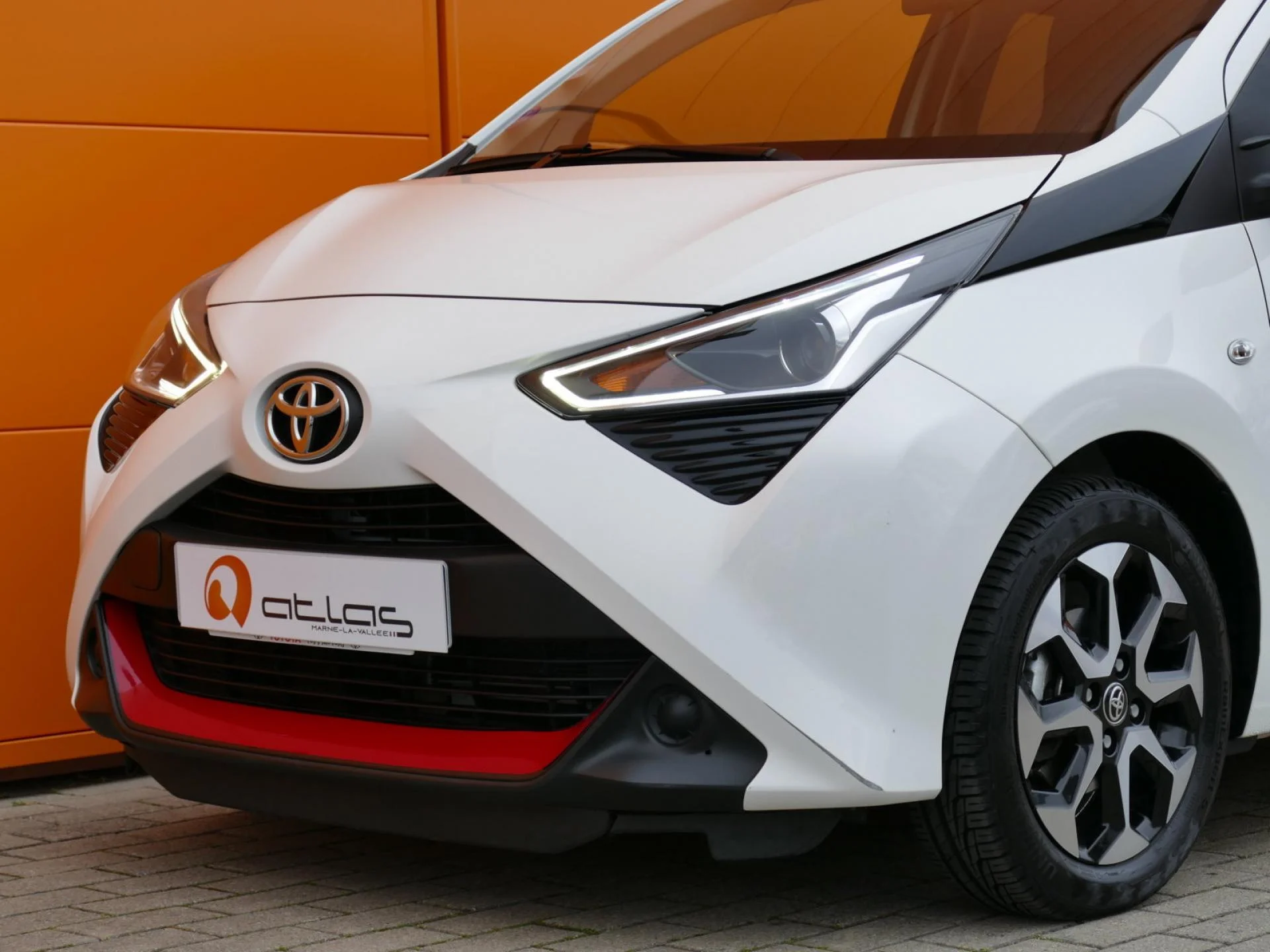TOYOTA AYGO - Miniature 28 sur 32 - Cliquer pour voir cette photo