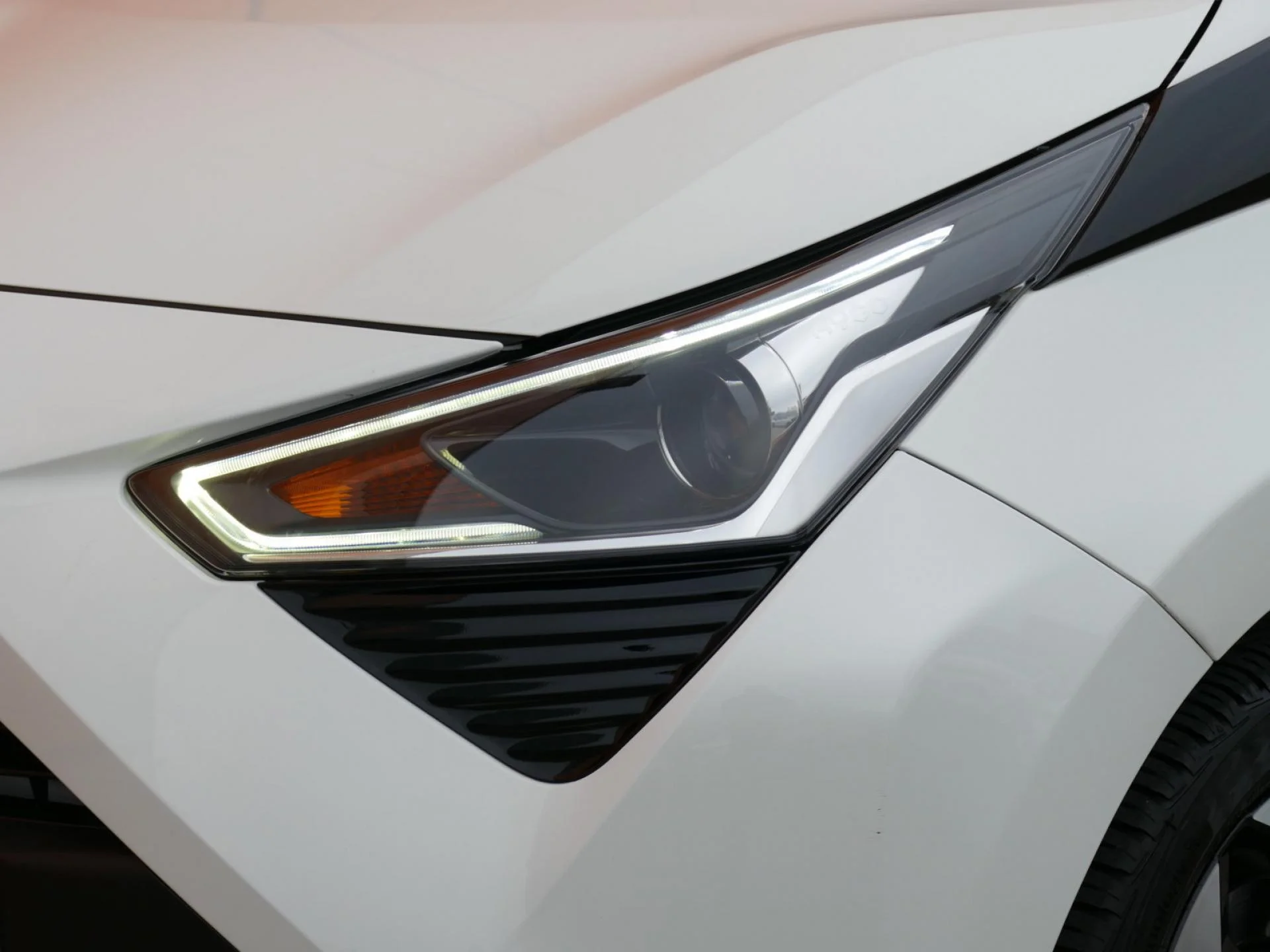 TOYOTA AYGO - Miniature 27 sur 32 - Cliquer pour voir cette photo