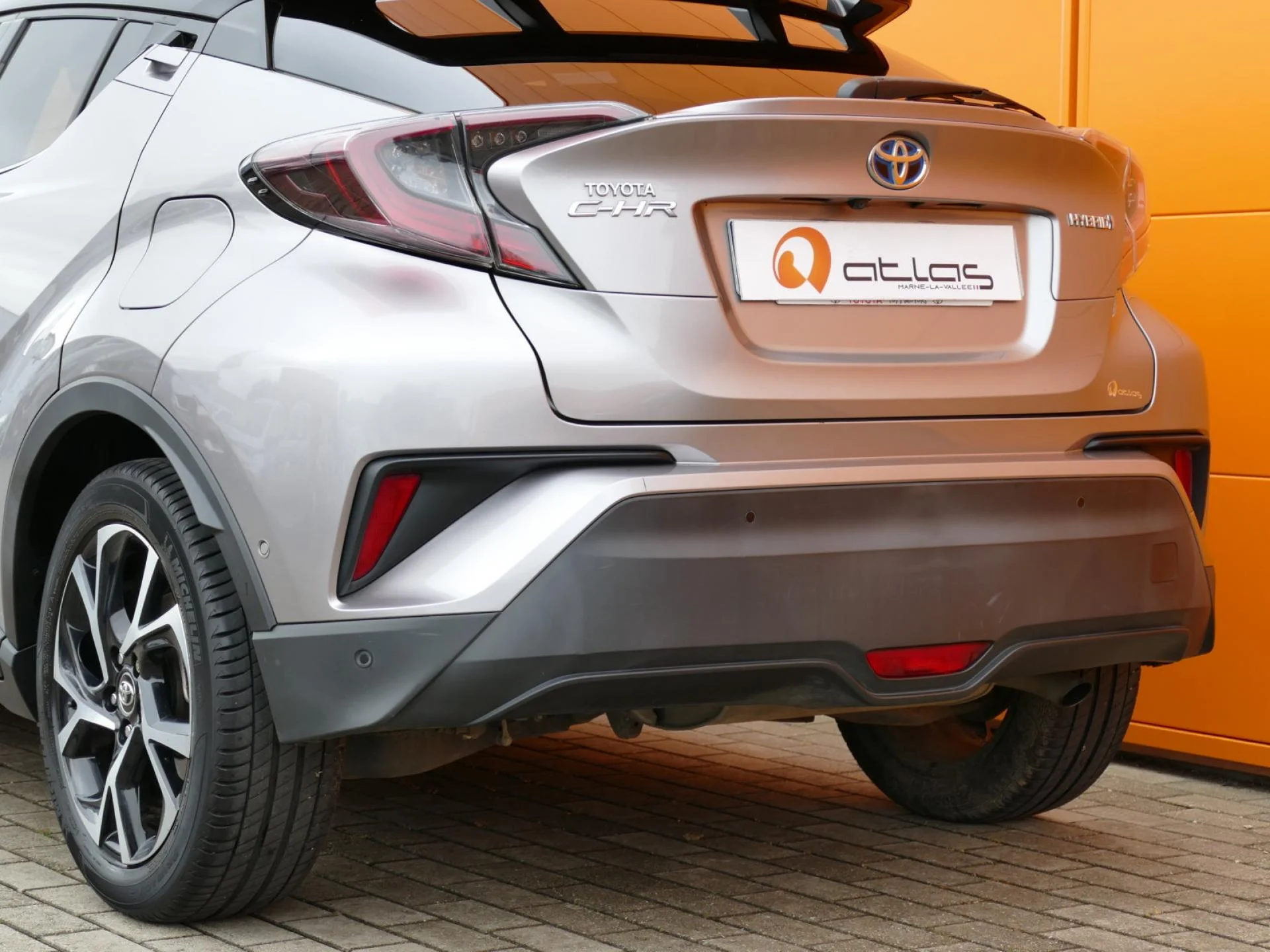 TOYOTA C-HR - Miniature 33 sur 35 - Cliquer pour voir cette photo